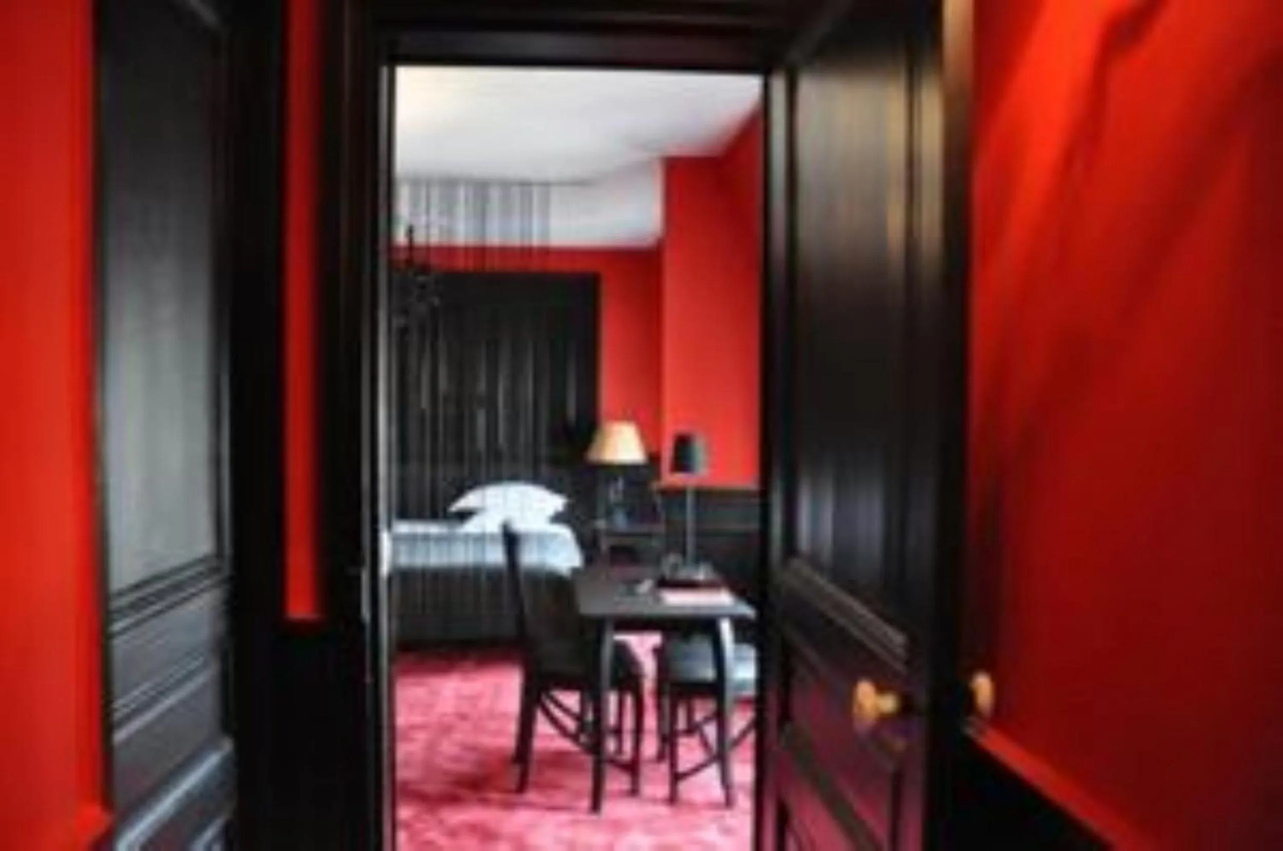 Photo of the whole room, Bed in Alba Opéra Hôtel