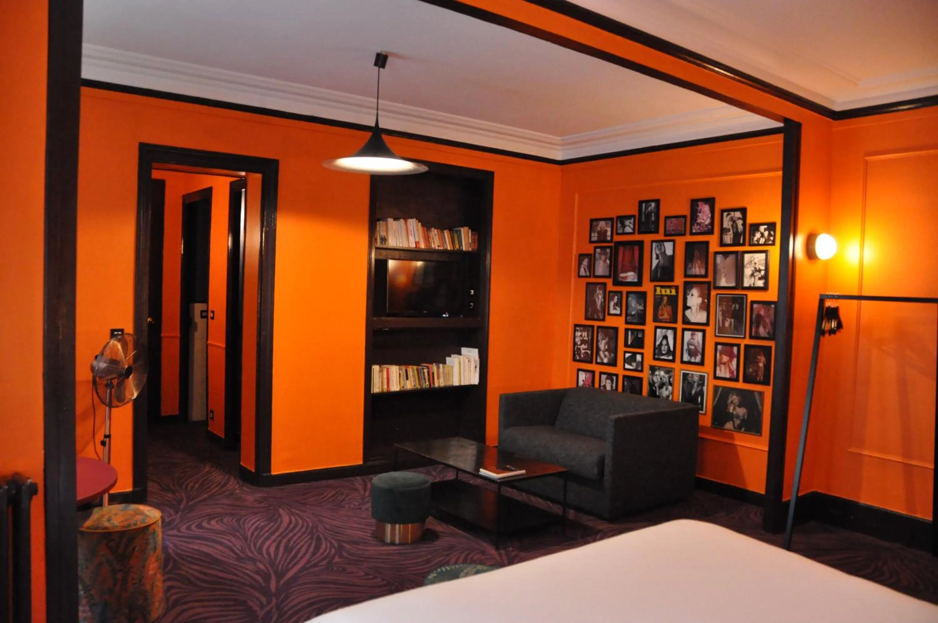 Photo of the whole room, Bed in Alba Opéra Hôtel