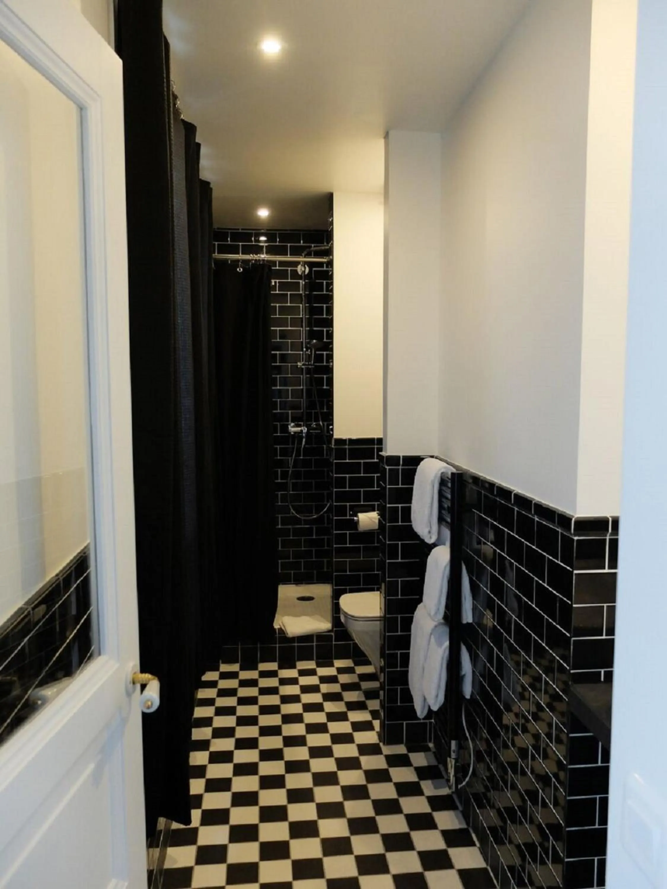 Bathroom in Alba Opéra Hôtel