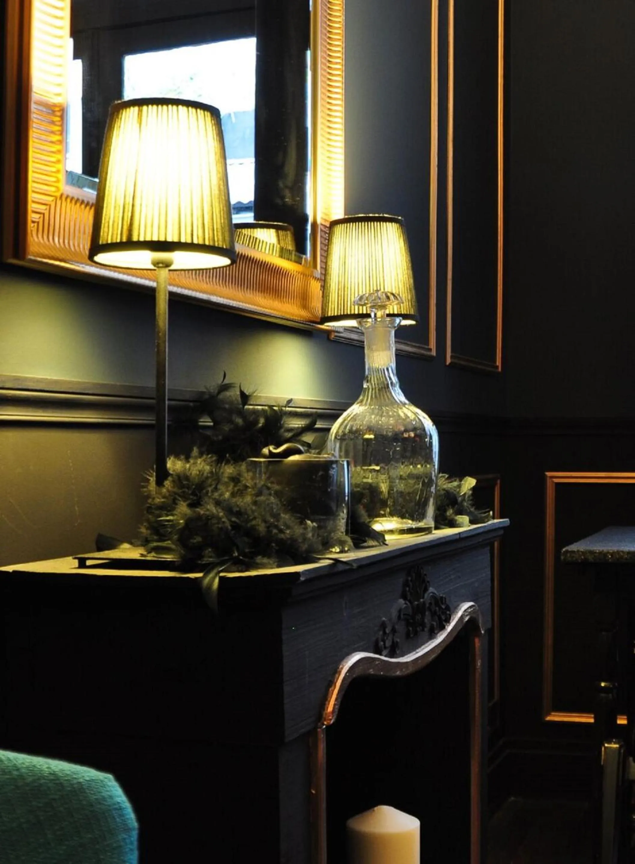 Decorative detail in Alba Opéra Hôtel