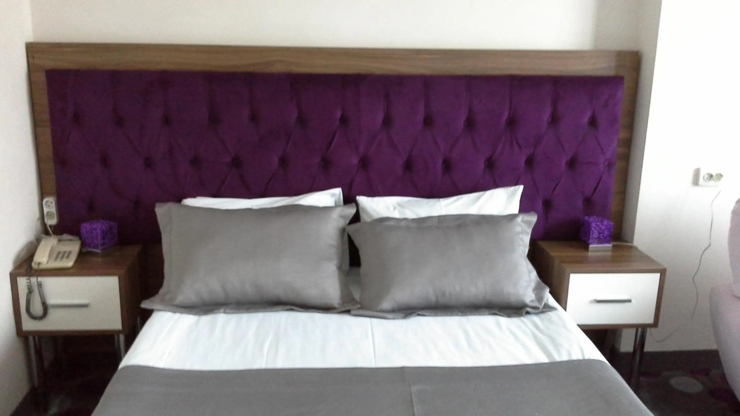 Bedroom, Bed in Hande Hotel