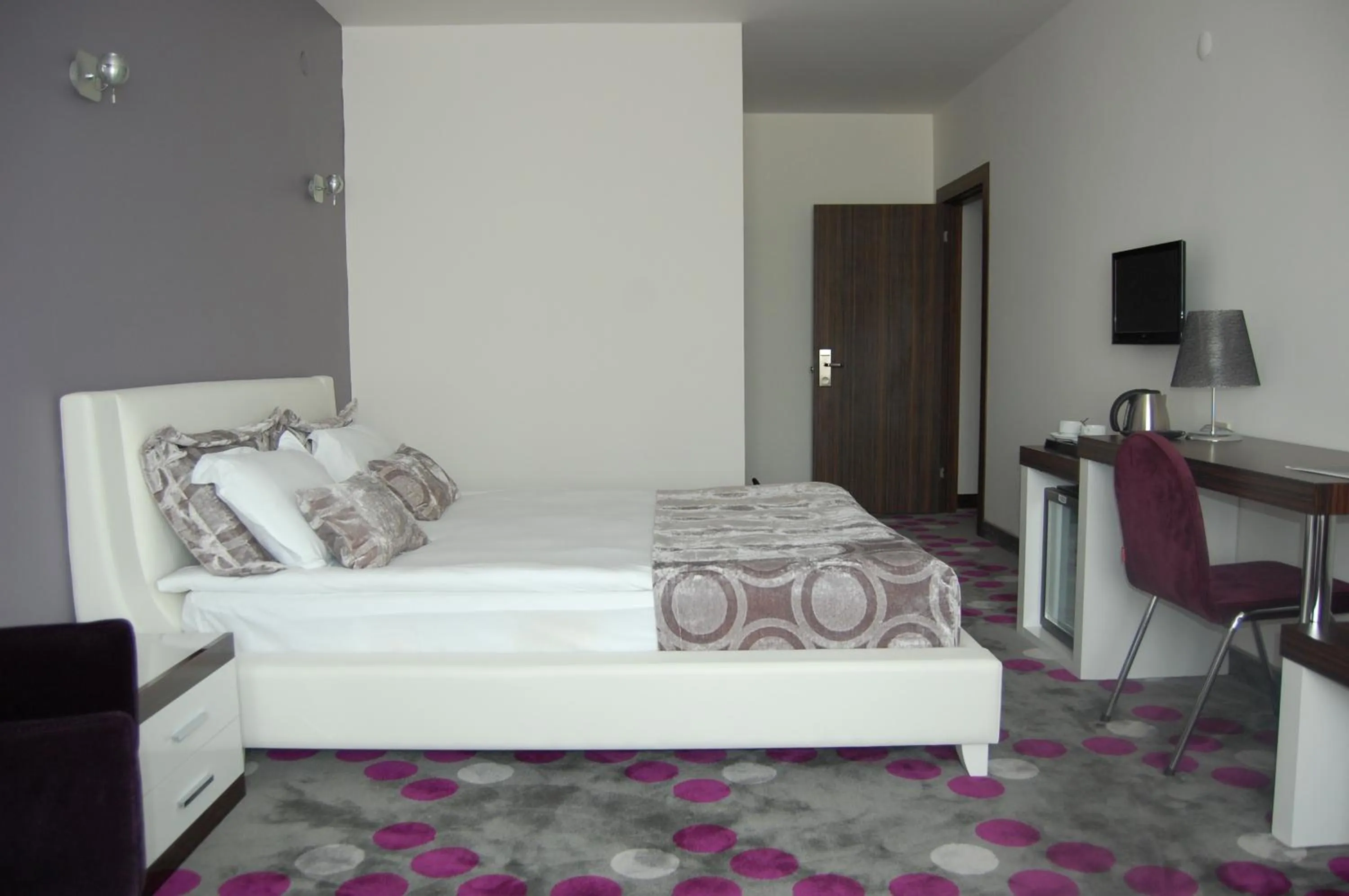 Bedroom, Bed in Hande Hotel