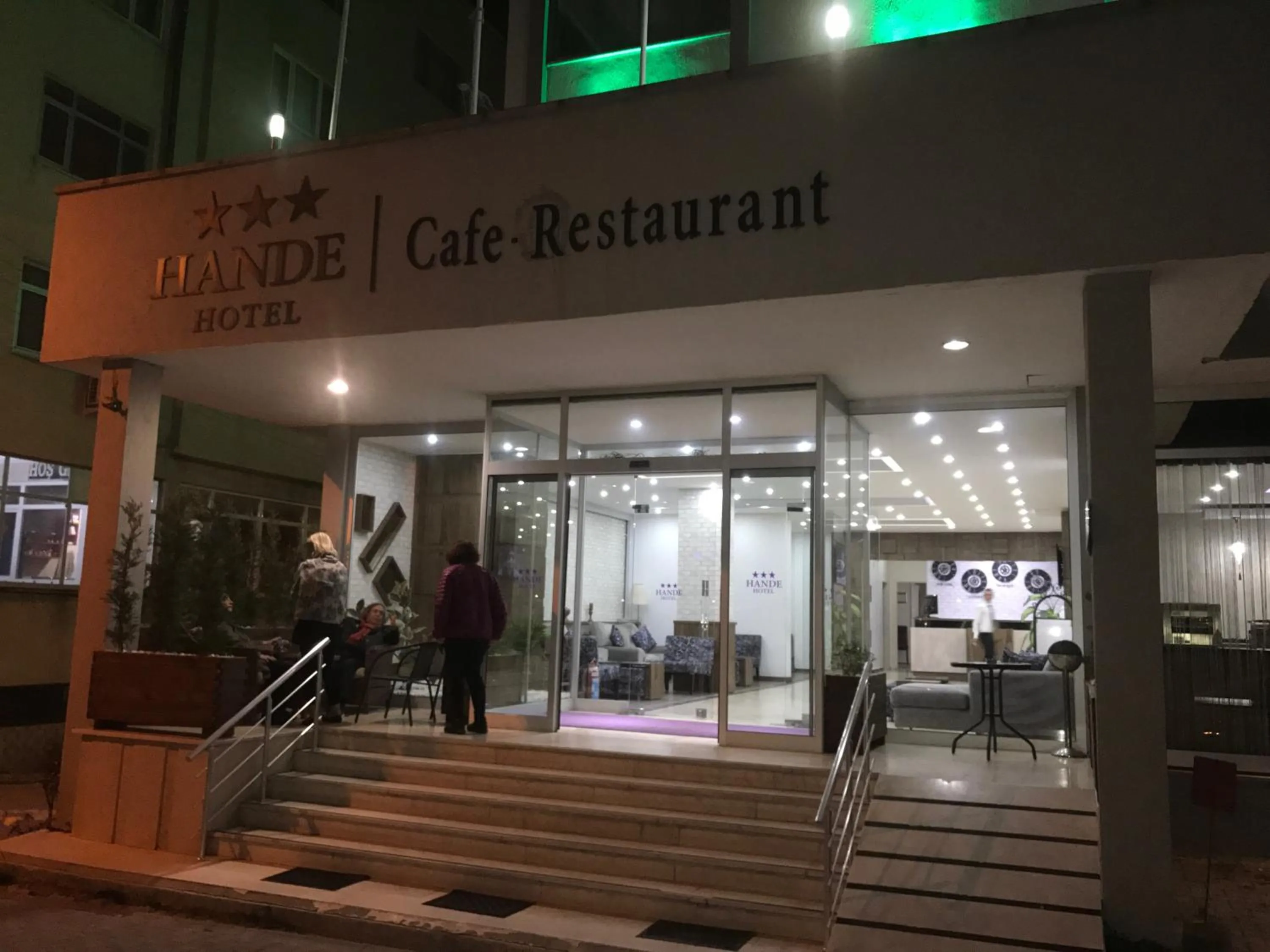 Facade/entrance in Hande Hotel