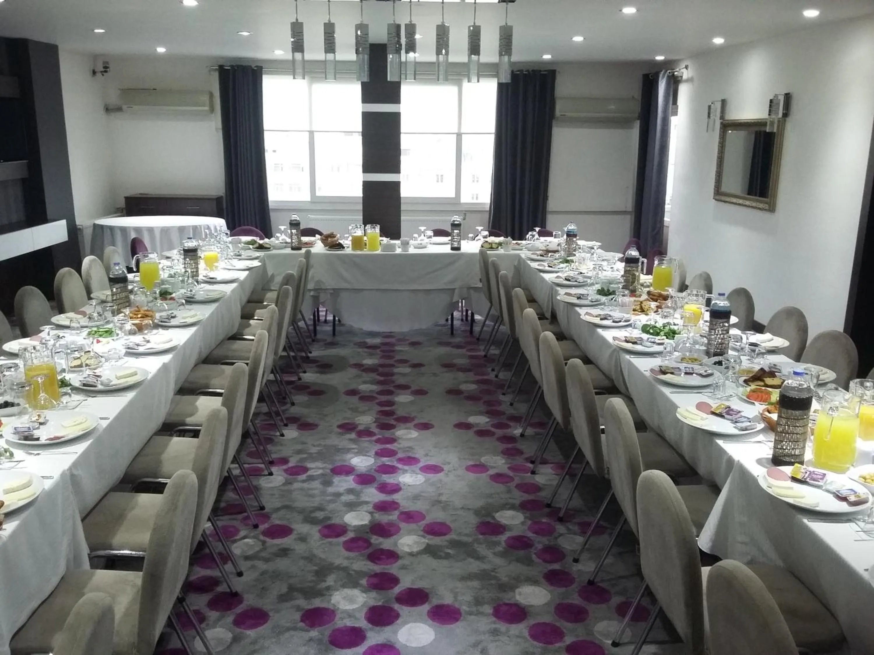 Banquet/Function facilities in Hande Hotel