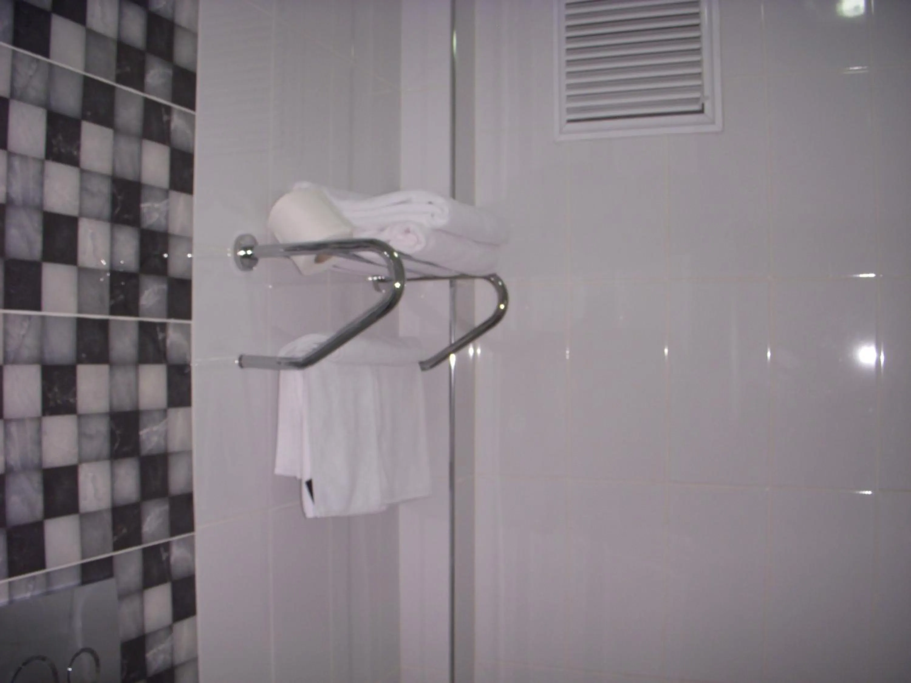 Bathroom in Hande Hotel