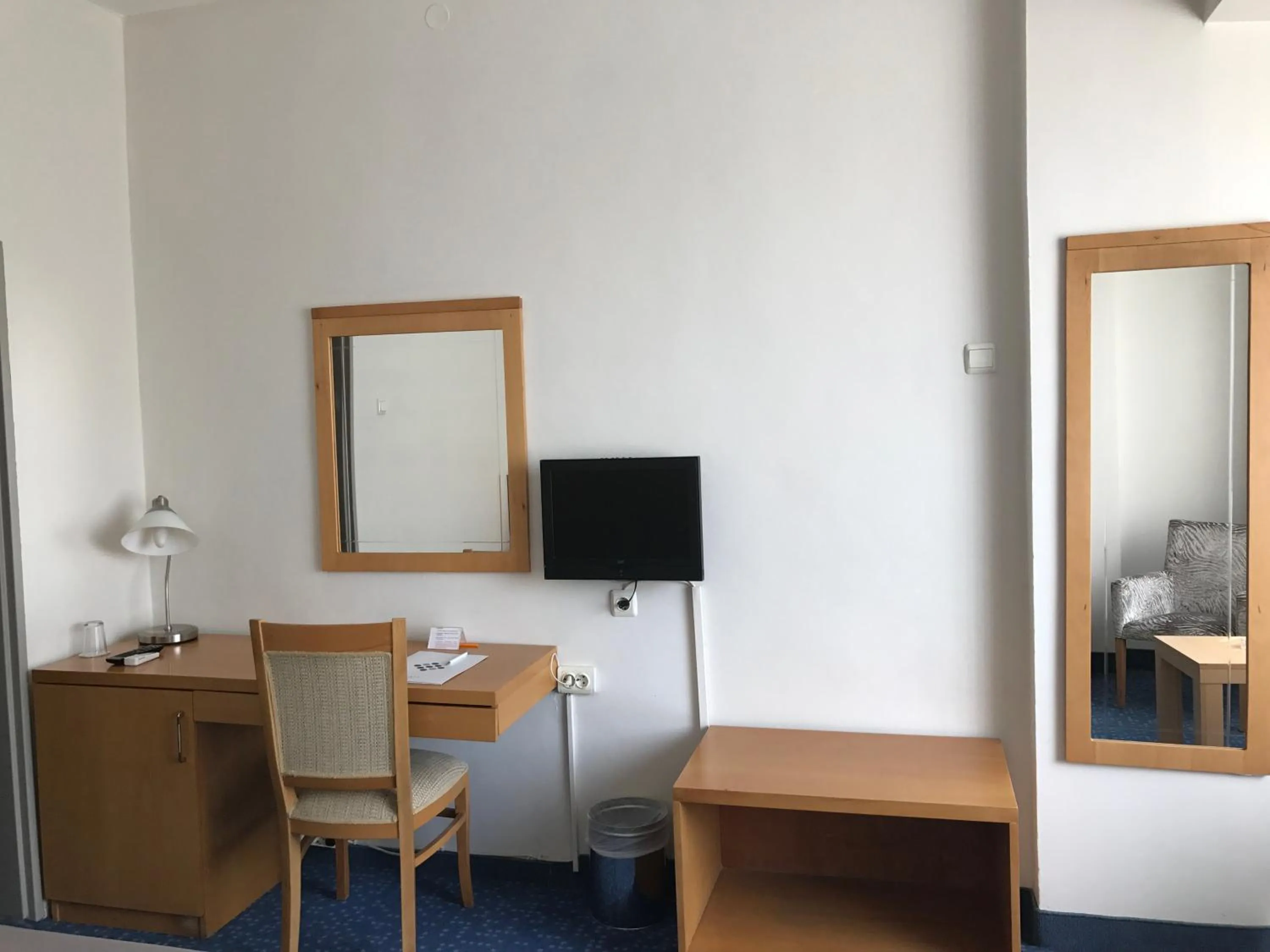 TV and multimedia in Hande Hotel