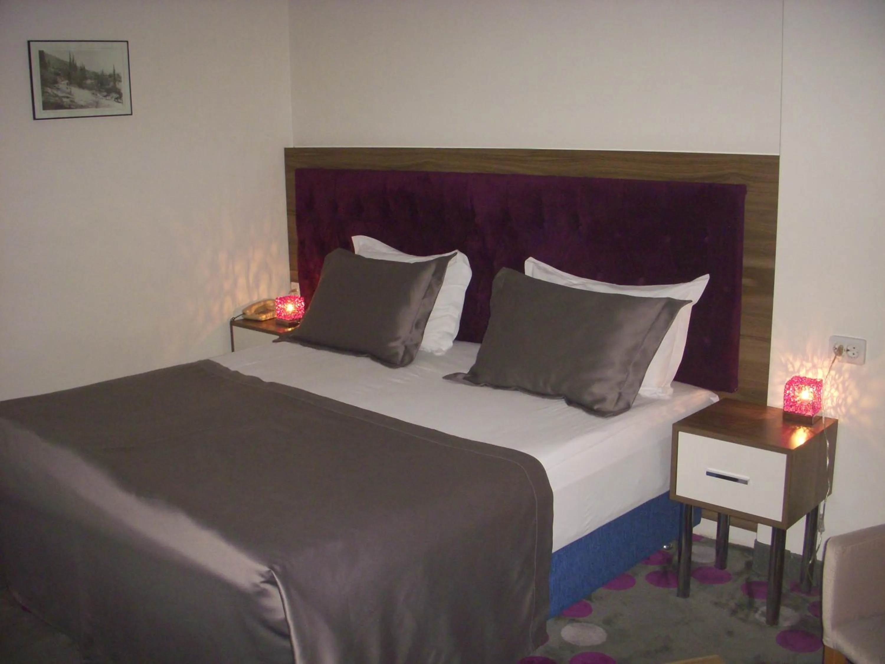 Bedroom, Bed in Hande Hotel