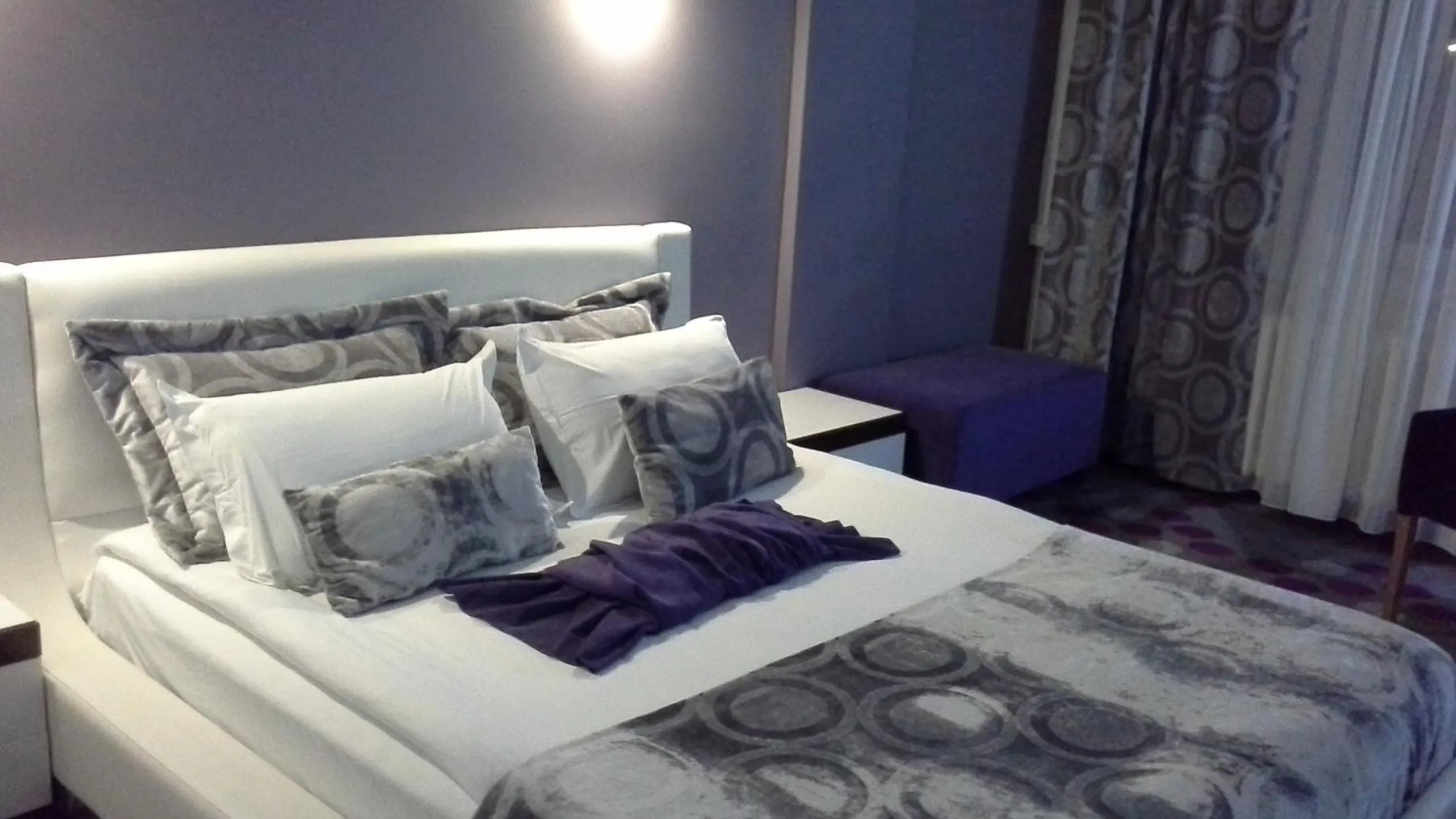 Bedroom, Bed in Hande Hotel