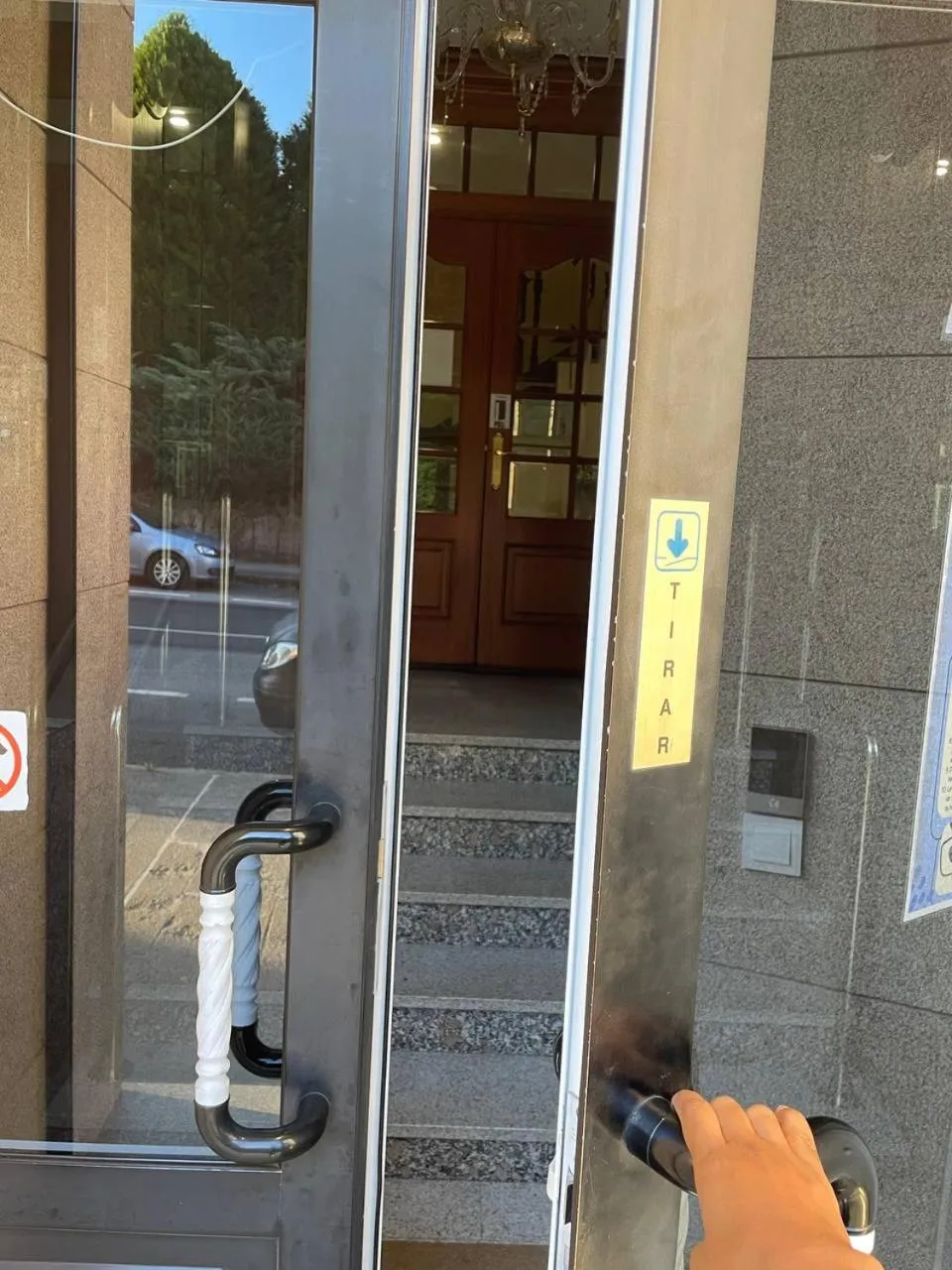 Facade/entrance in Pensión Capital de Galicia