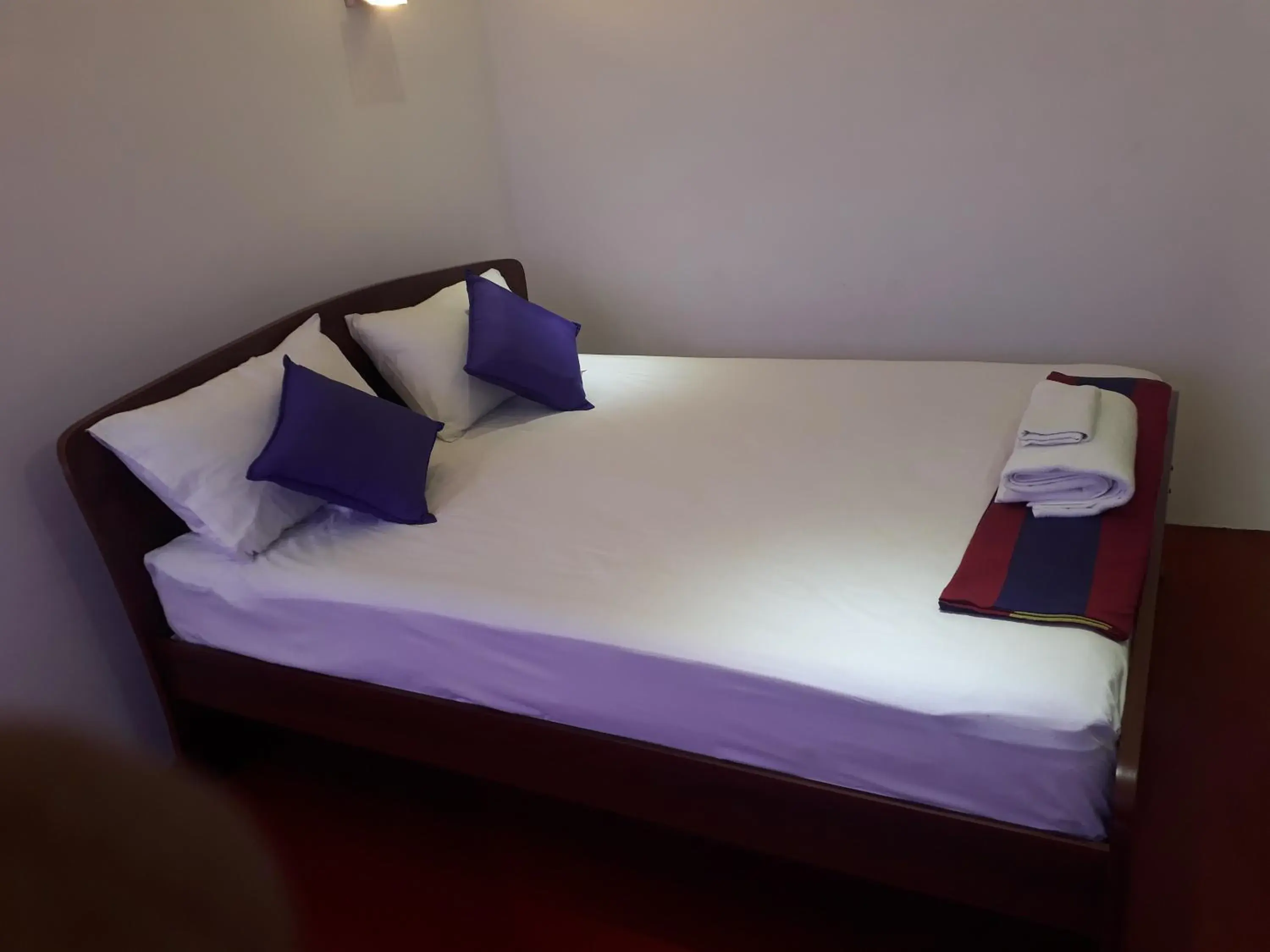 Double Room with Garden View in Brinthavanam Days Inn Double Room with Garden View in Brinthavanam Days Inn
