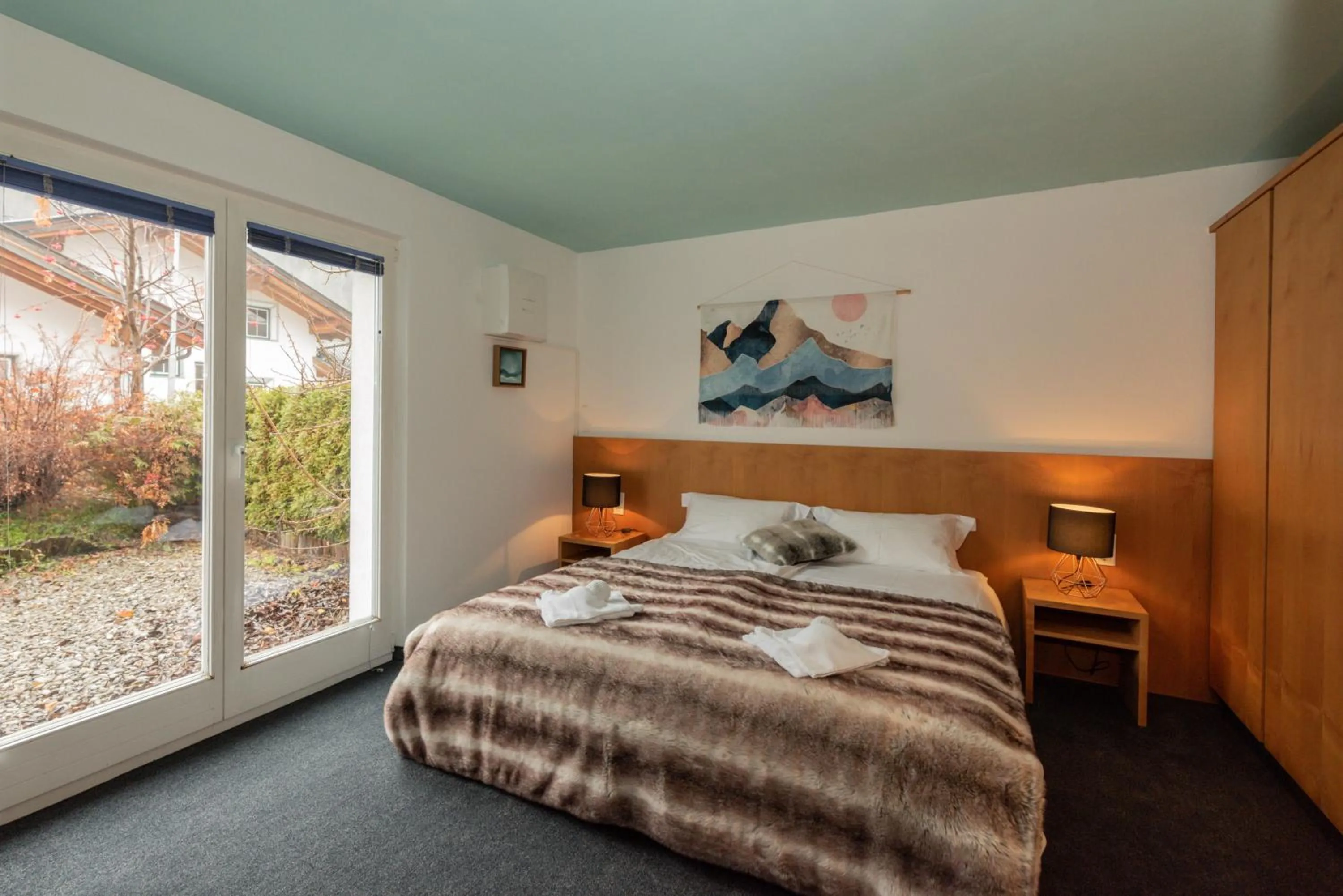 Bedroom, Bed in Ibex Lodge