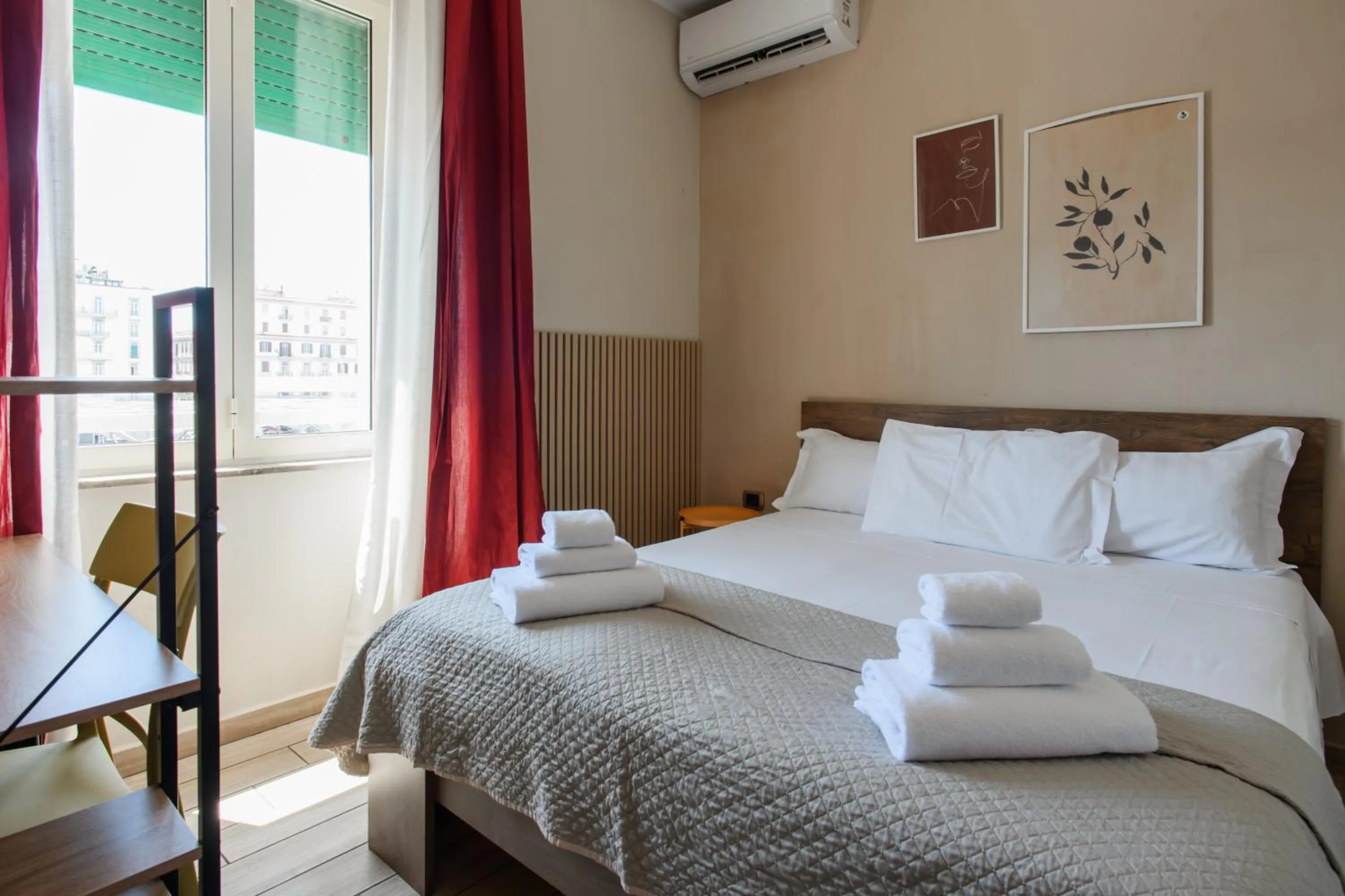 Bed in B&B Metropolitan