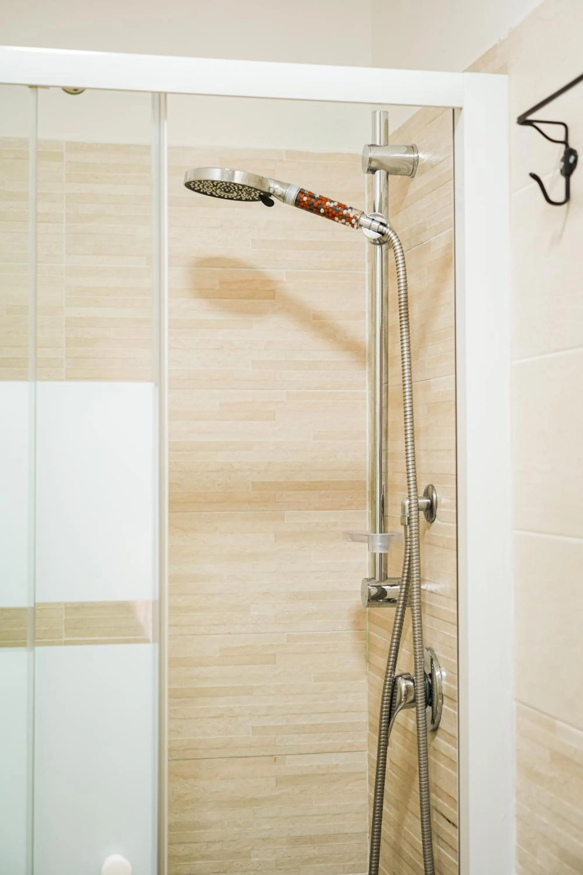 Shower in B&B Metropolitan