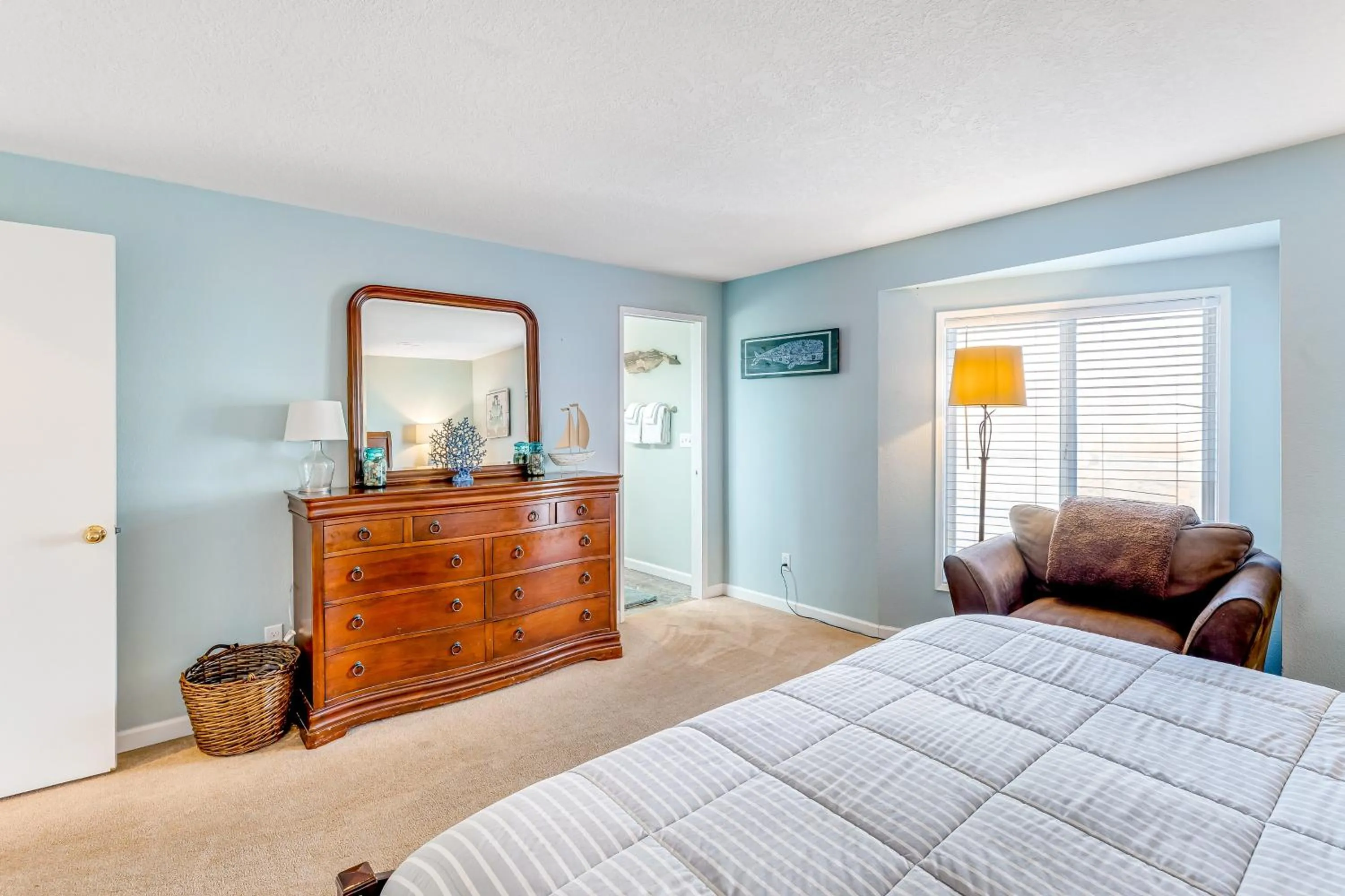 Bed in The Boat House Retreat