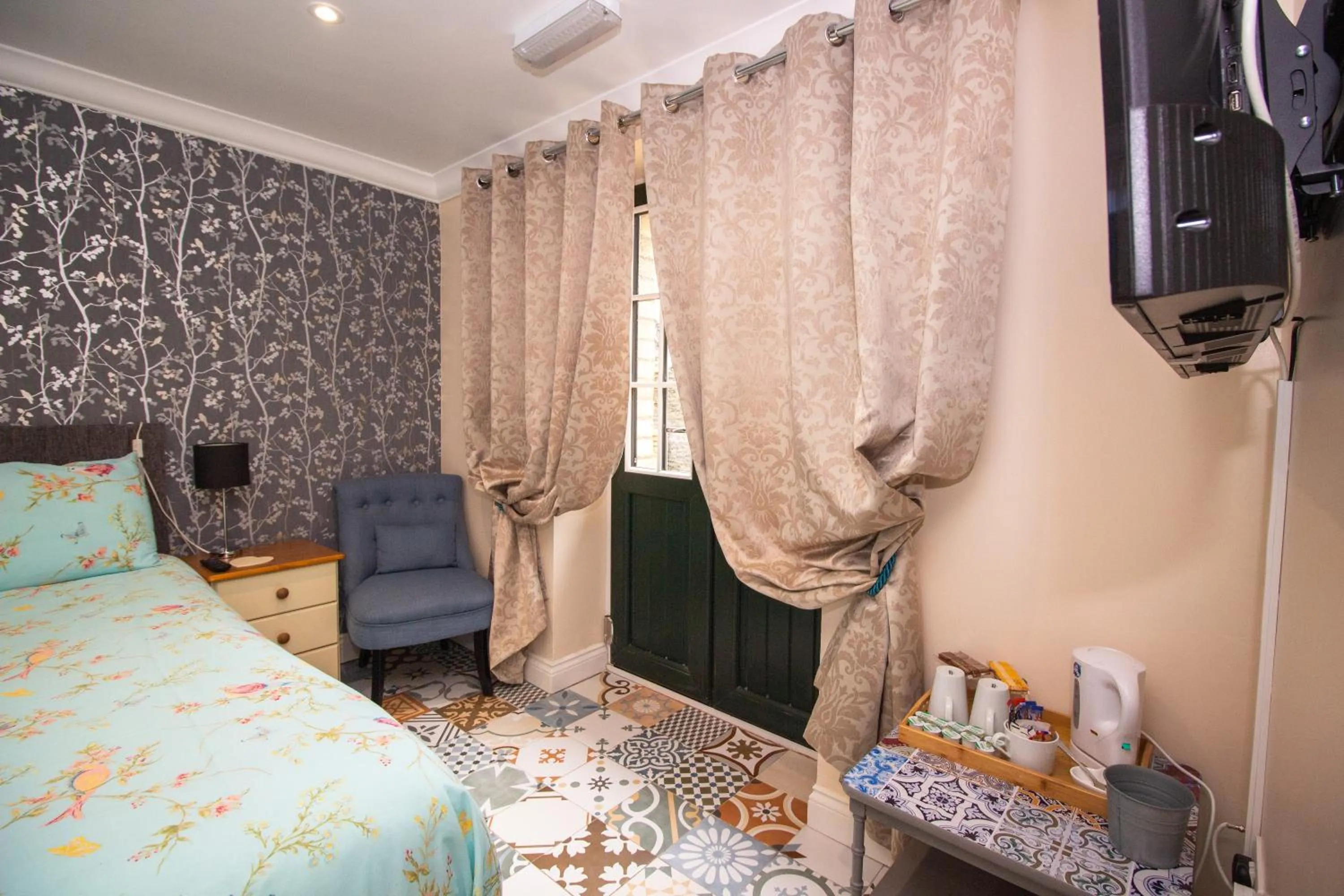 Bed in Old School B & B