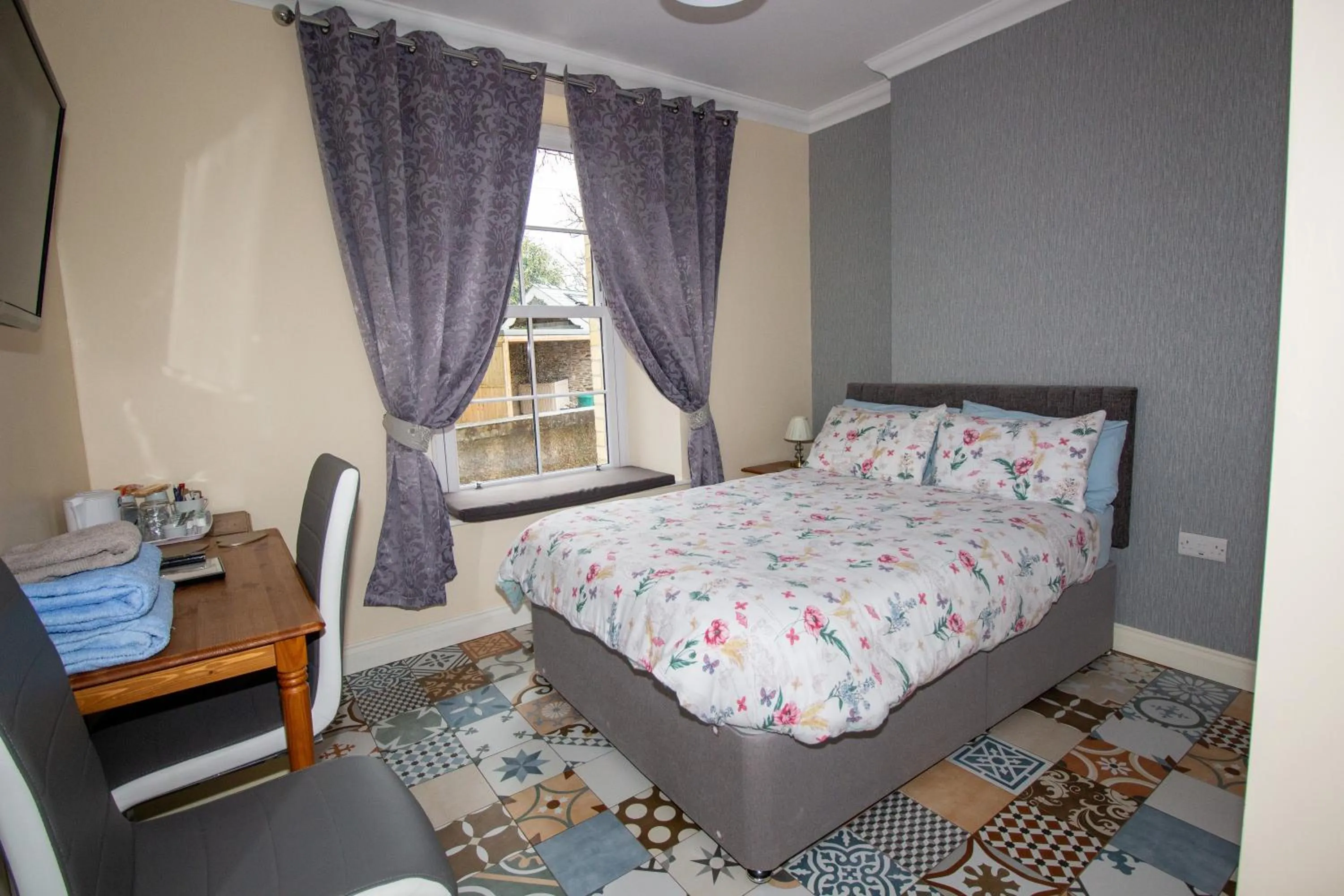 Bed in Old School B & B