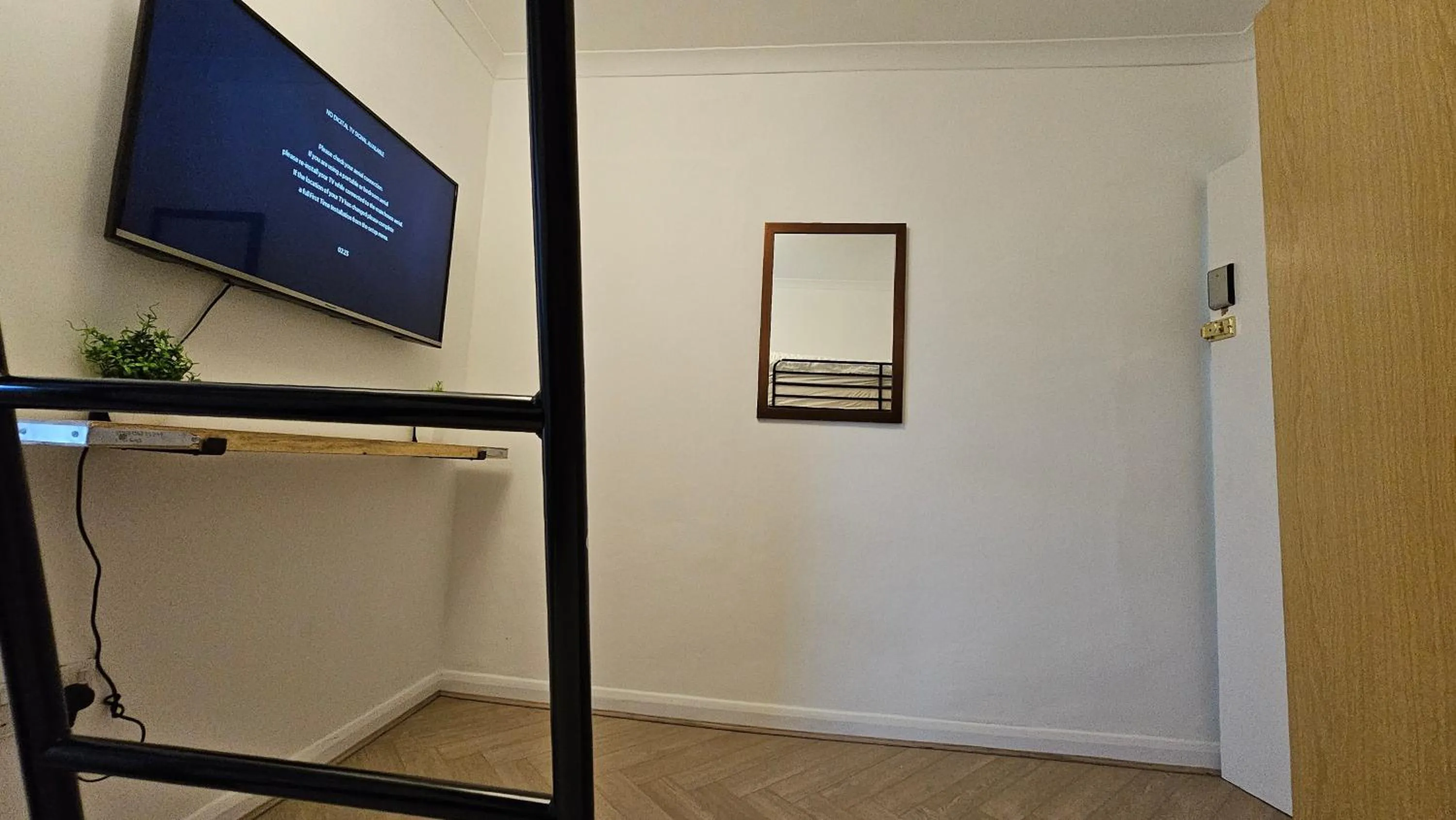 Bedroom in Bros Inn Hotel