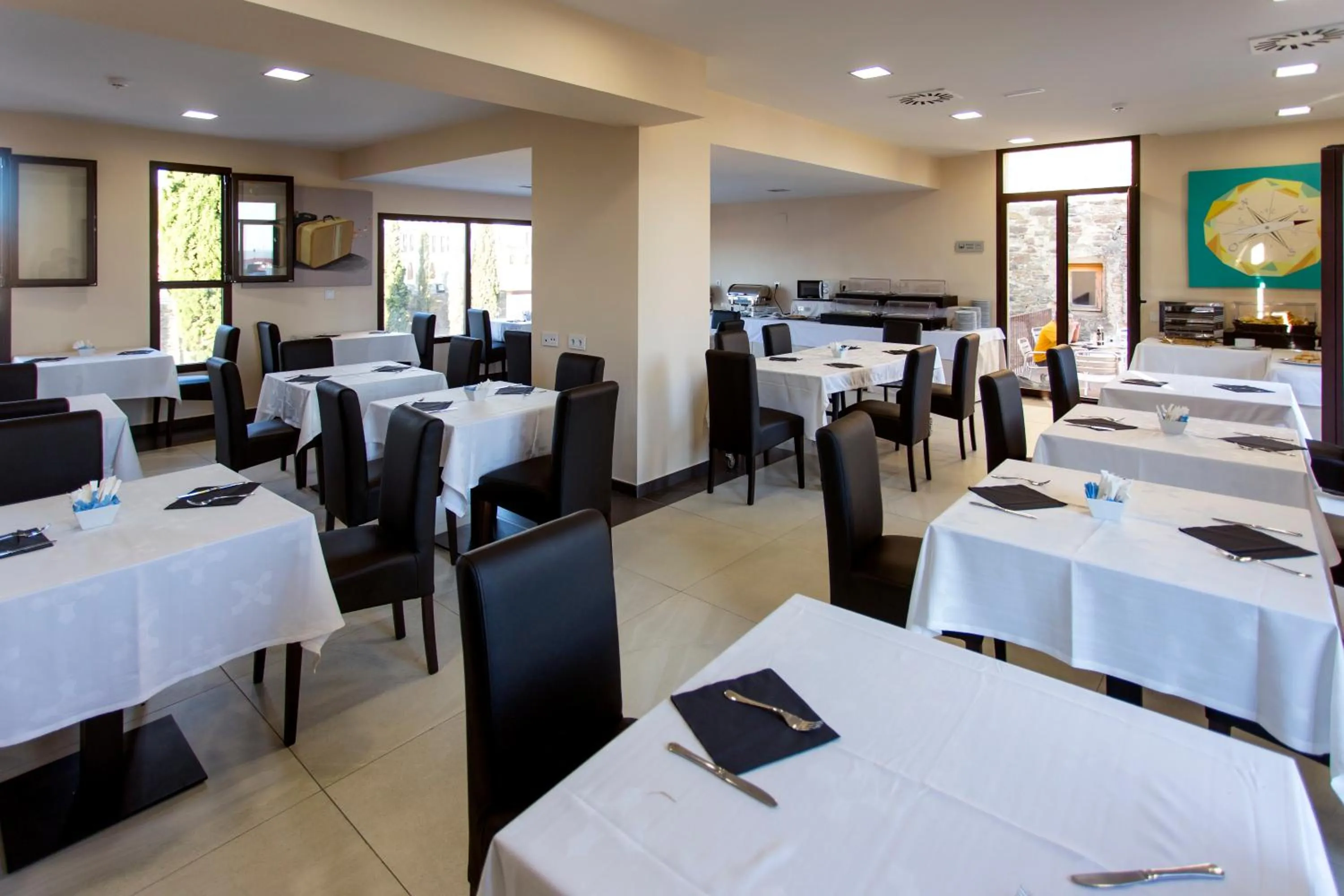 Food and drinks in Hotel Puente de Alconétar