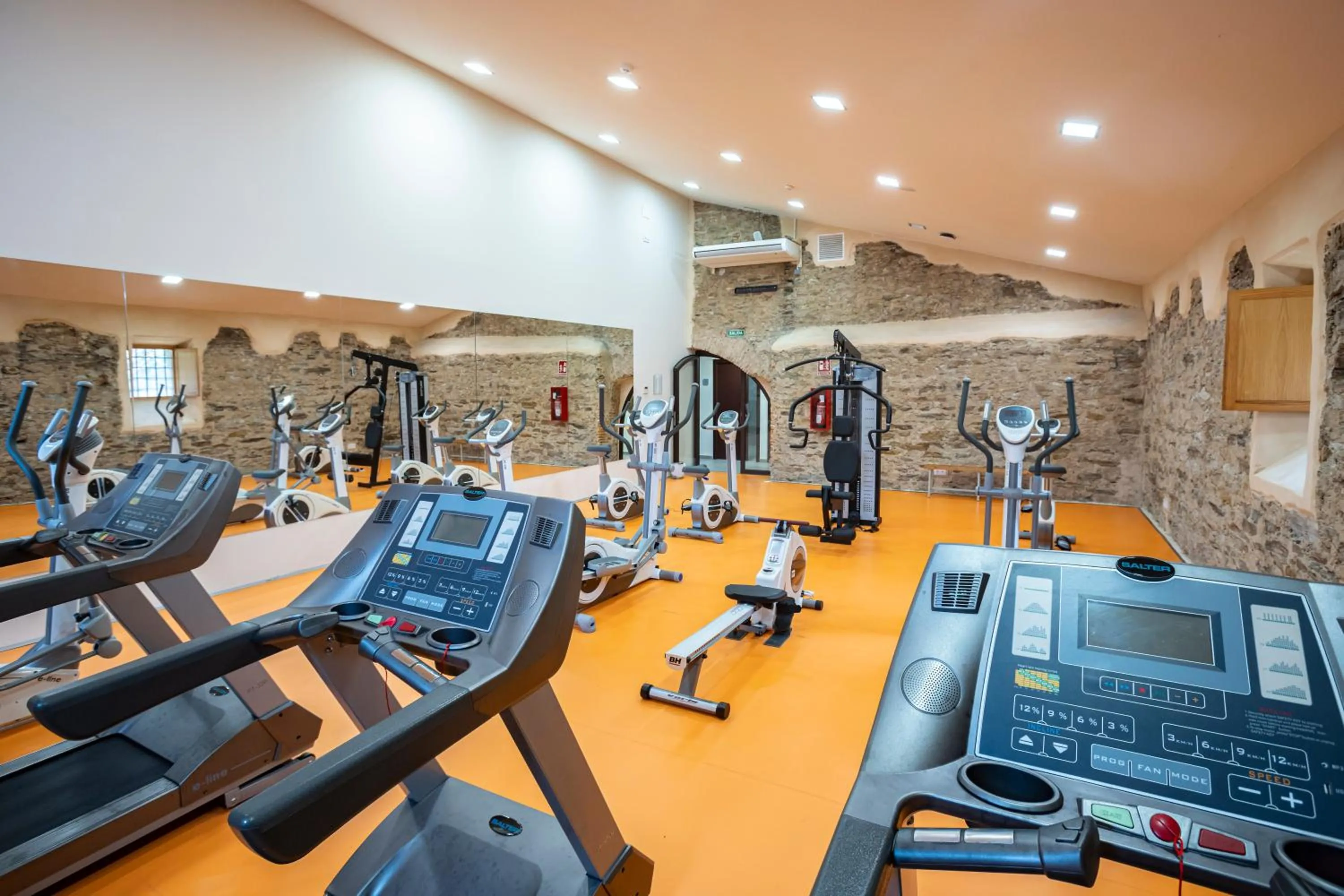 Fitness centre/facilities in Hotel Puente de Alconétar