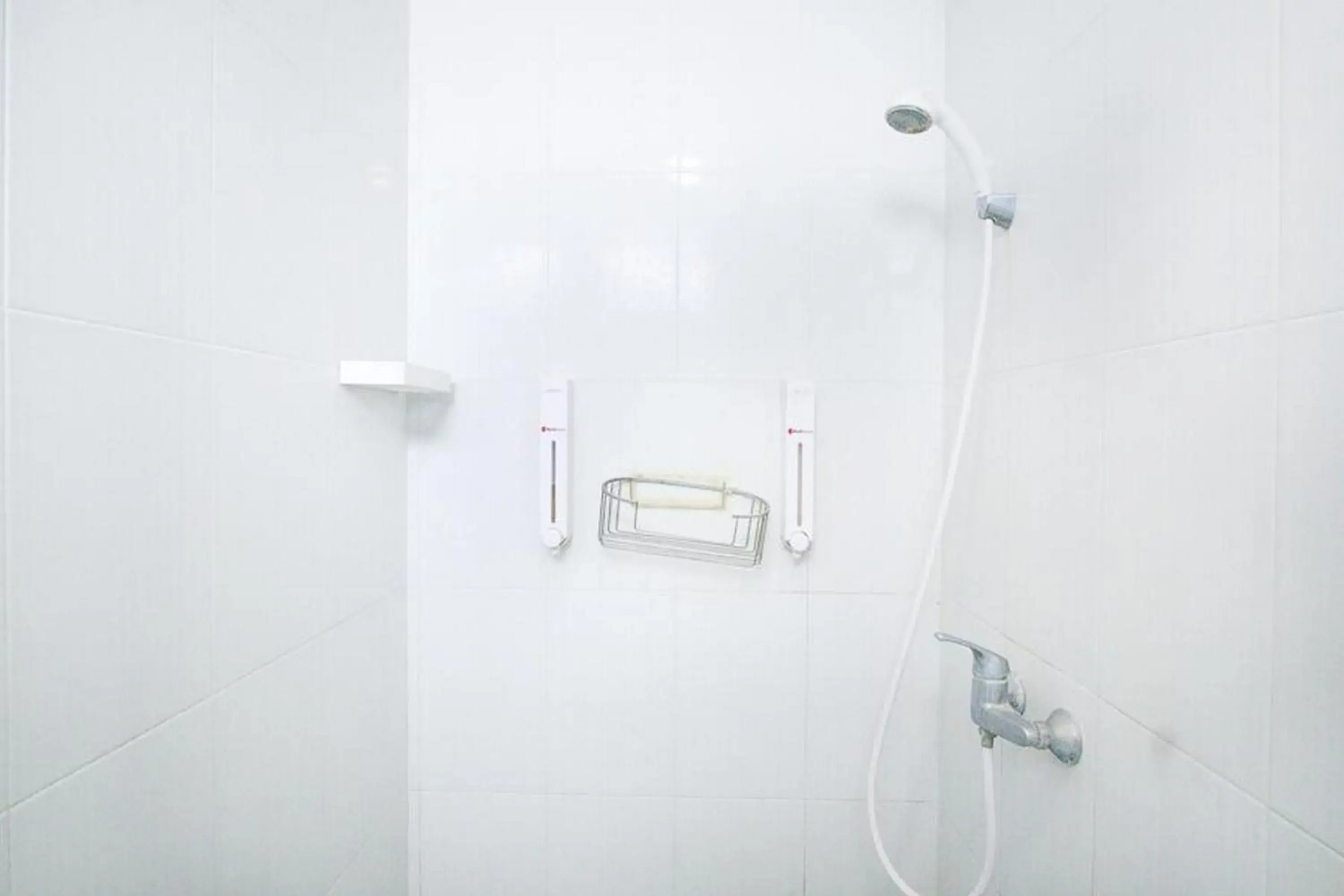 RedDoorz Plus near Plaza Indonesia RedDoorz Plus near Plaza Indonesia