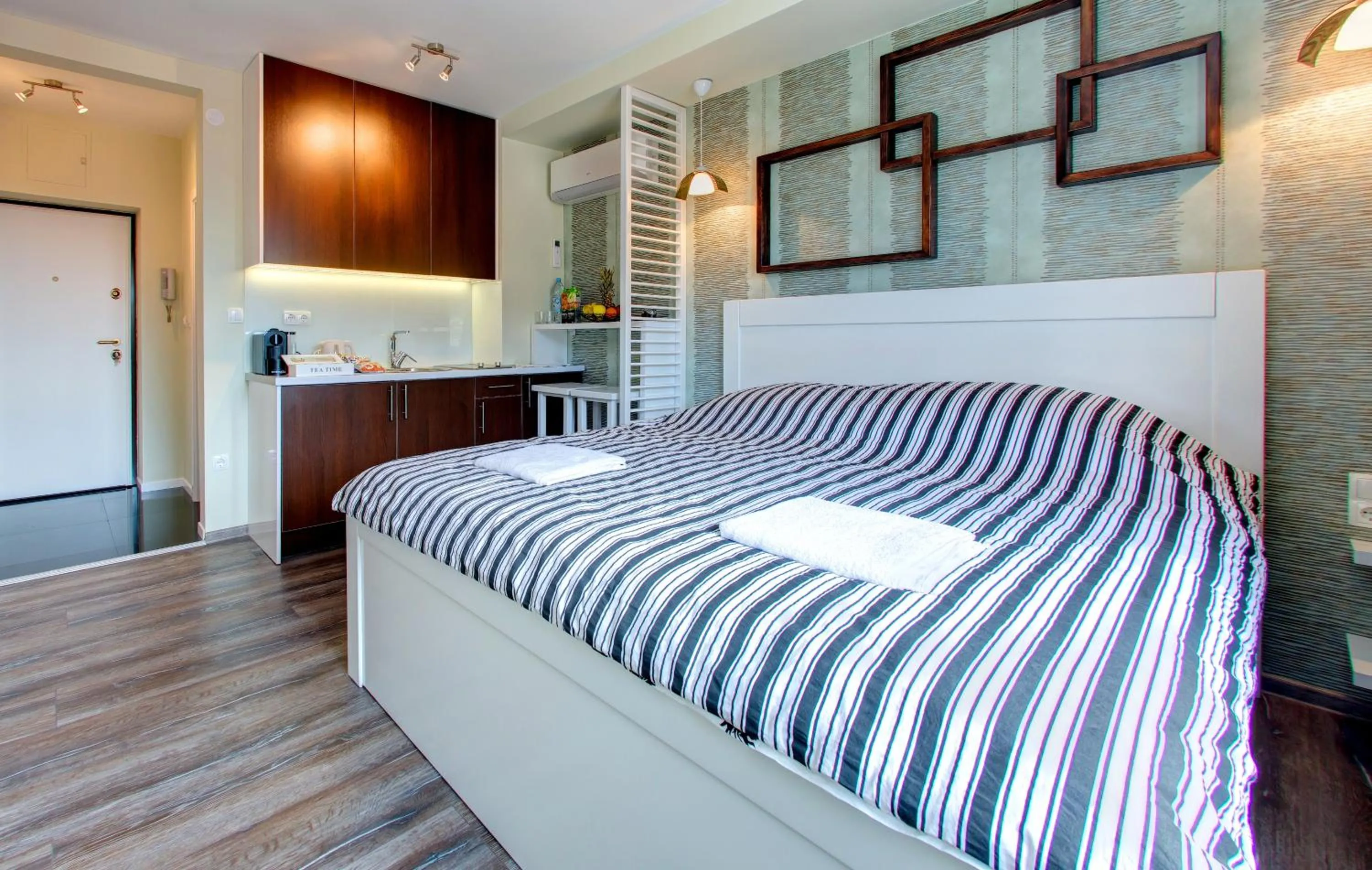 Bed in Luxury Studio Yasmine
