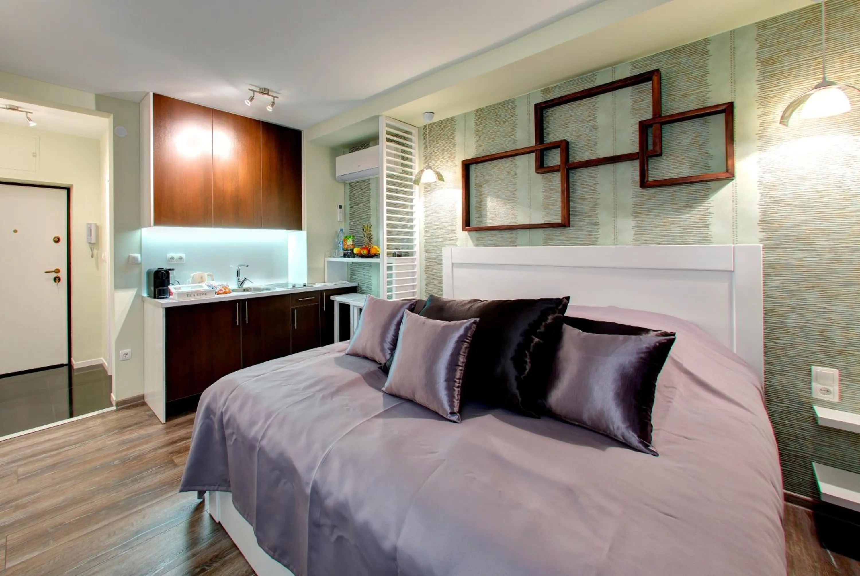 Bed in Luxury Studio Yasmine