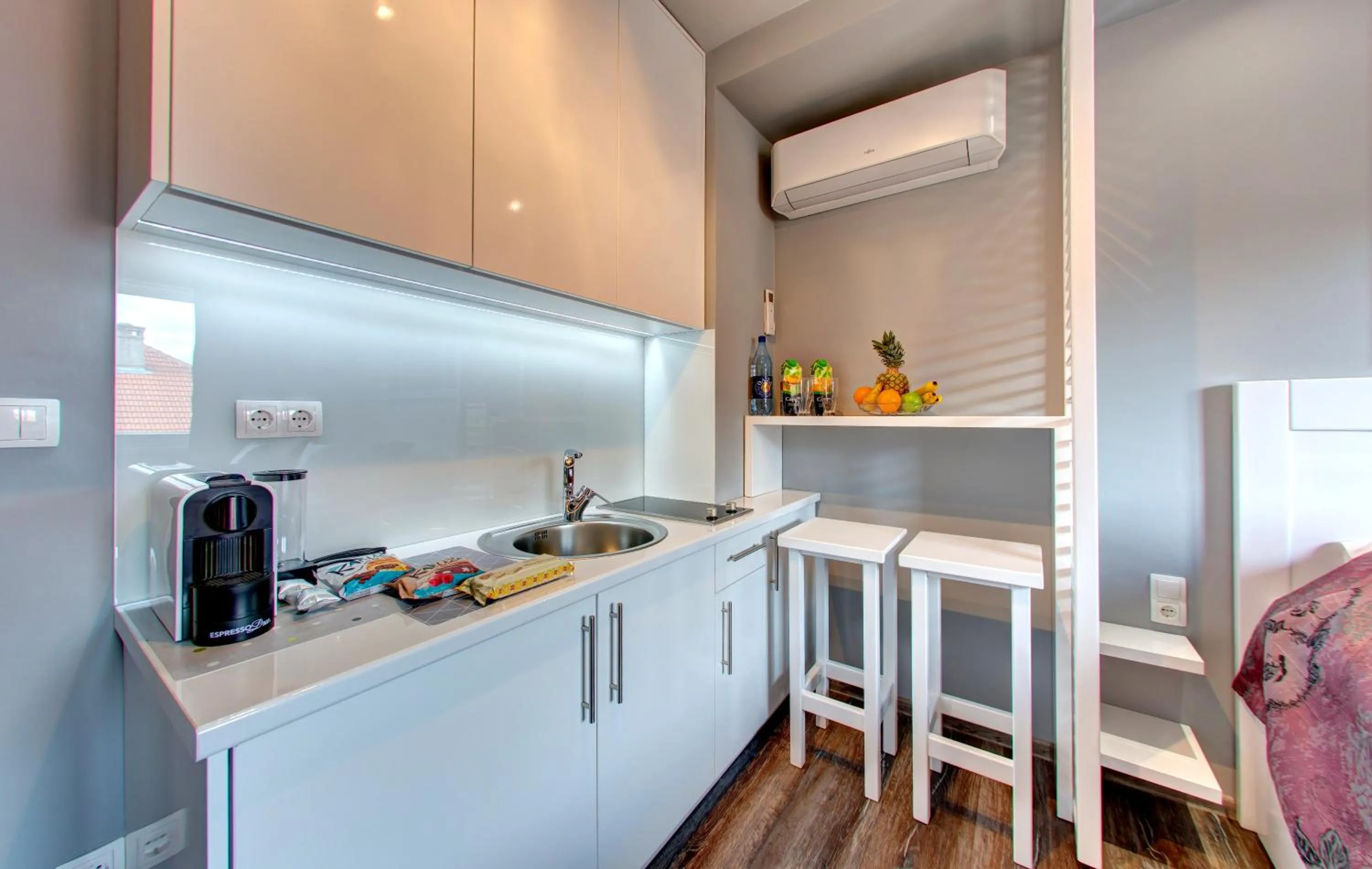 Kitchen or kitchenette in Luxury Studio Yasmine