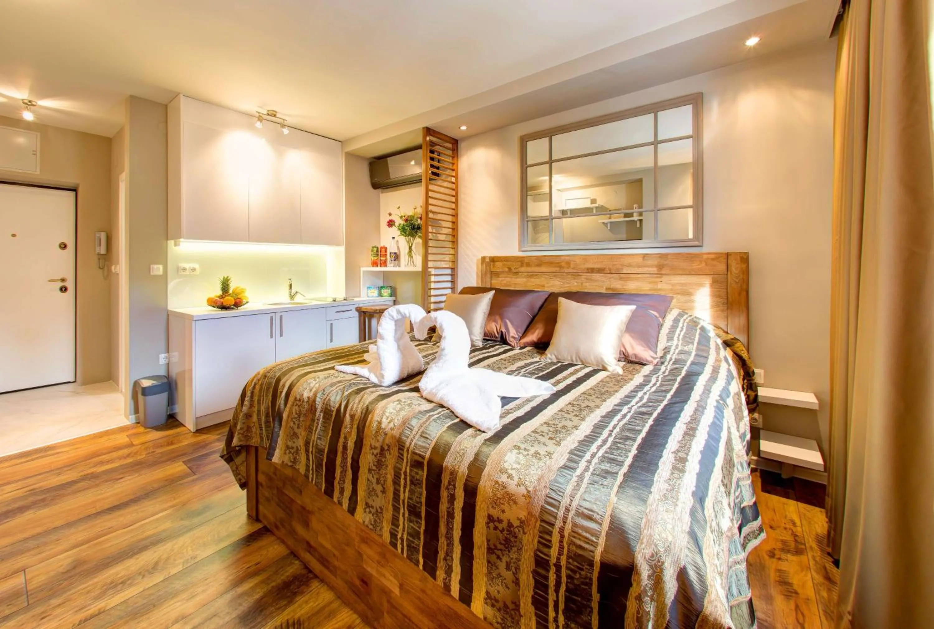 Bed in Luxury Studio Yasmine