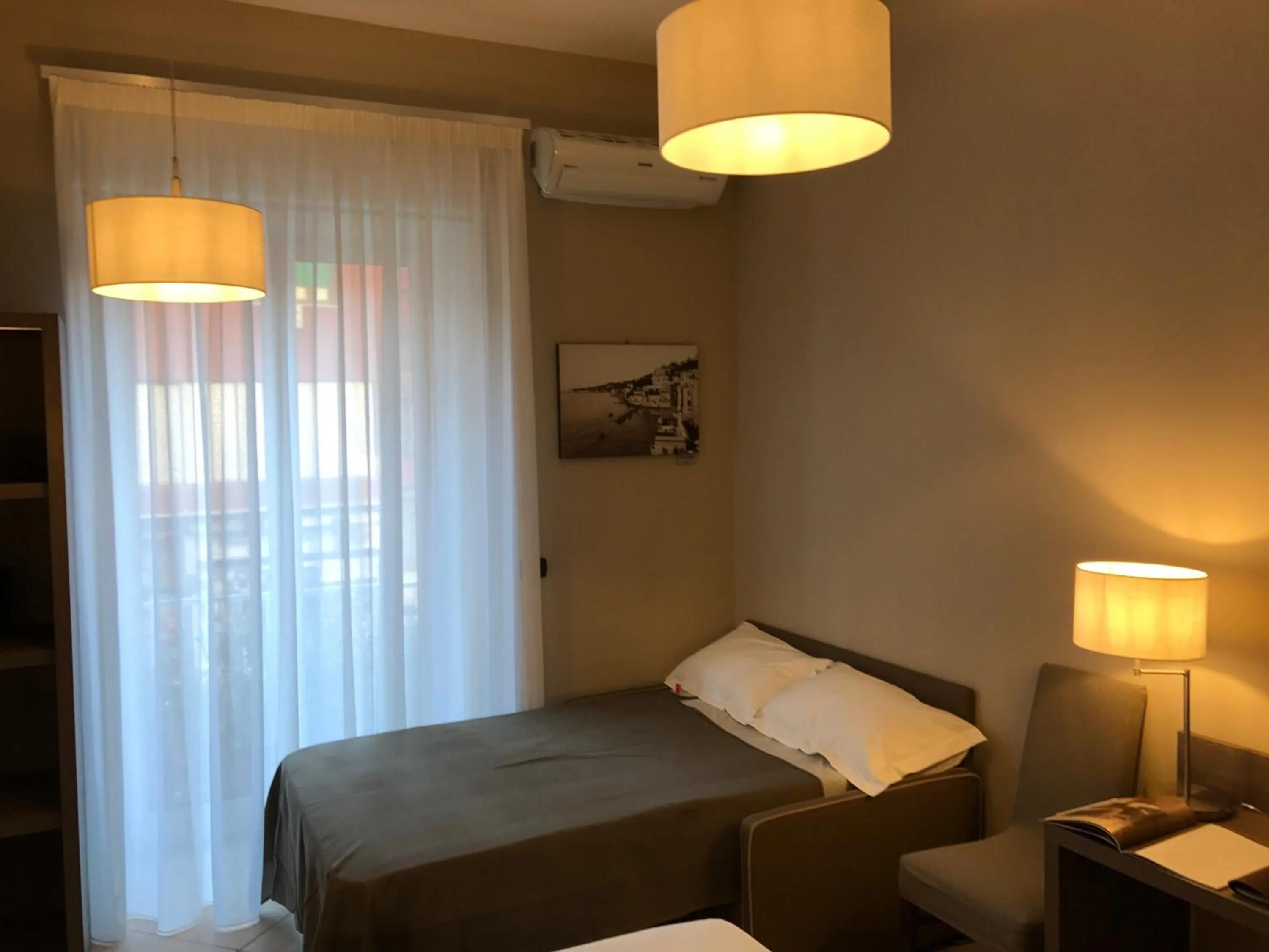 Property building, Bed in Napoli Com'era
