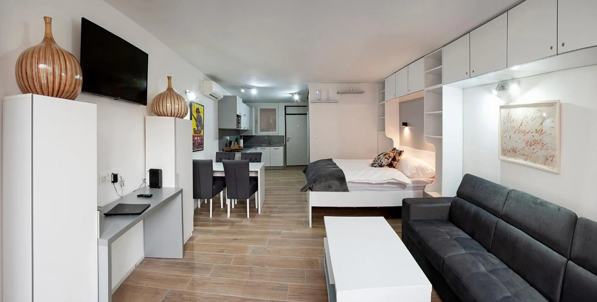 Studio Apartment Theatre View Central Sarajevo