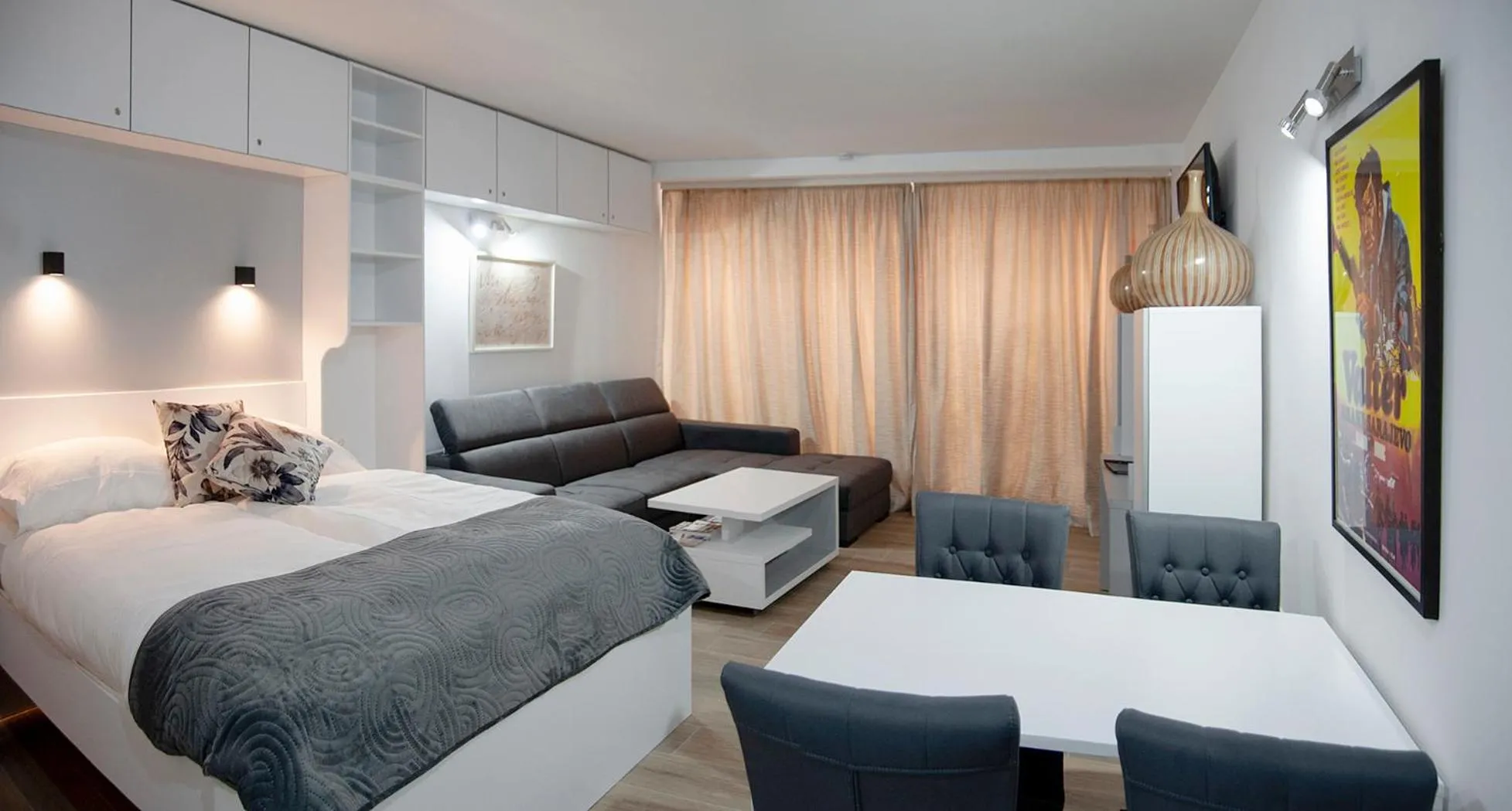 Studio Apartment Theatre View Central Sarajevo