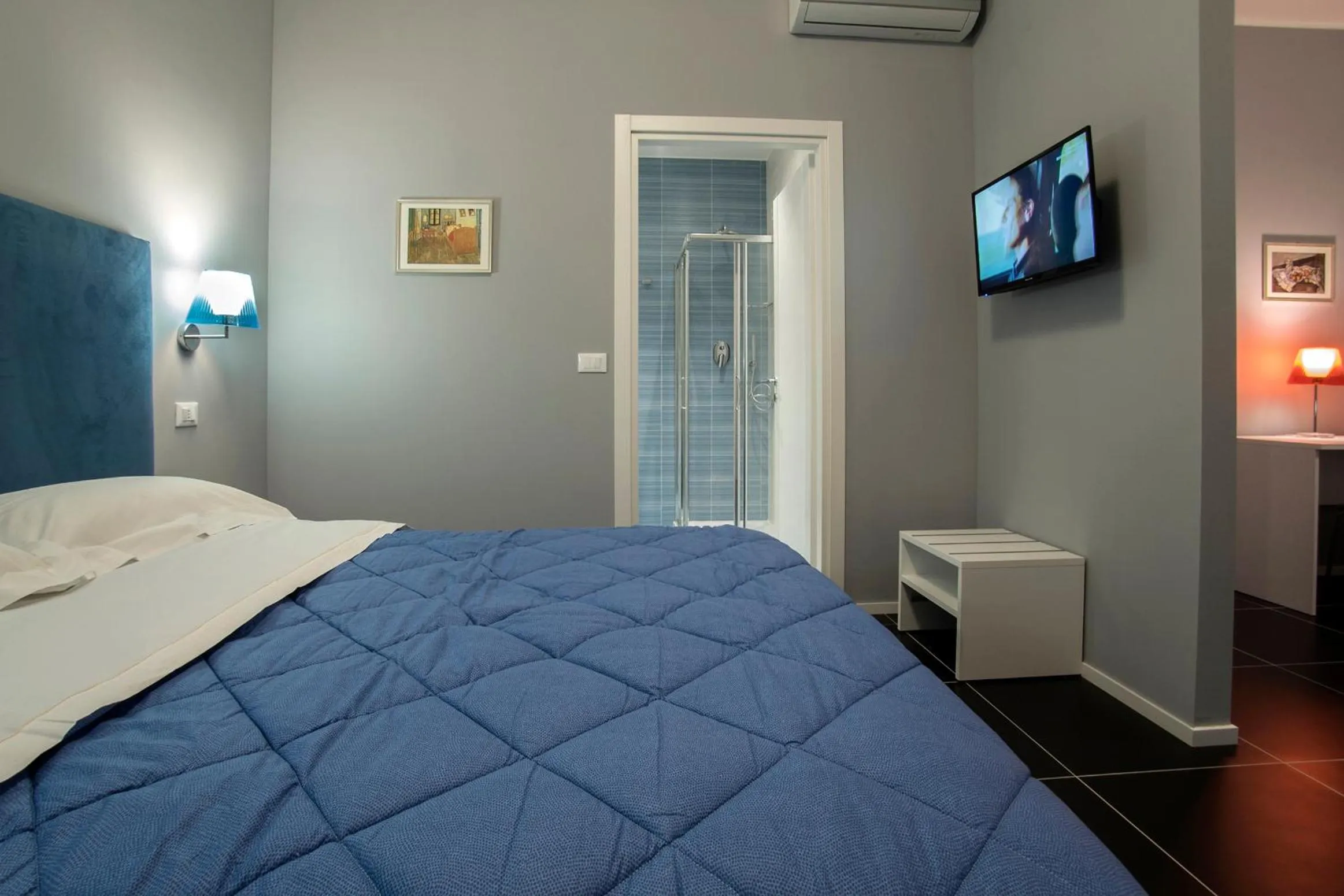 Photo of the whole room, Bed in B&B L’Angolino