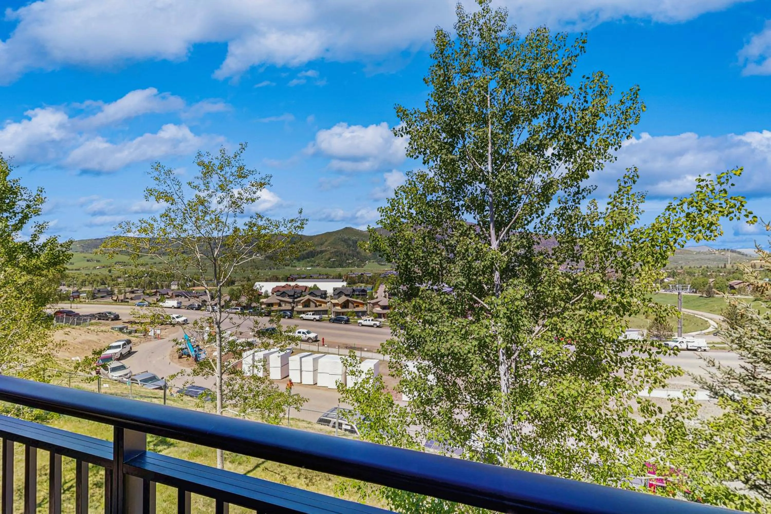 Emerald Views at the West