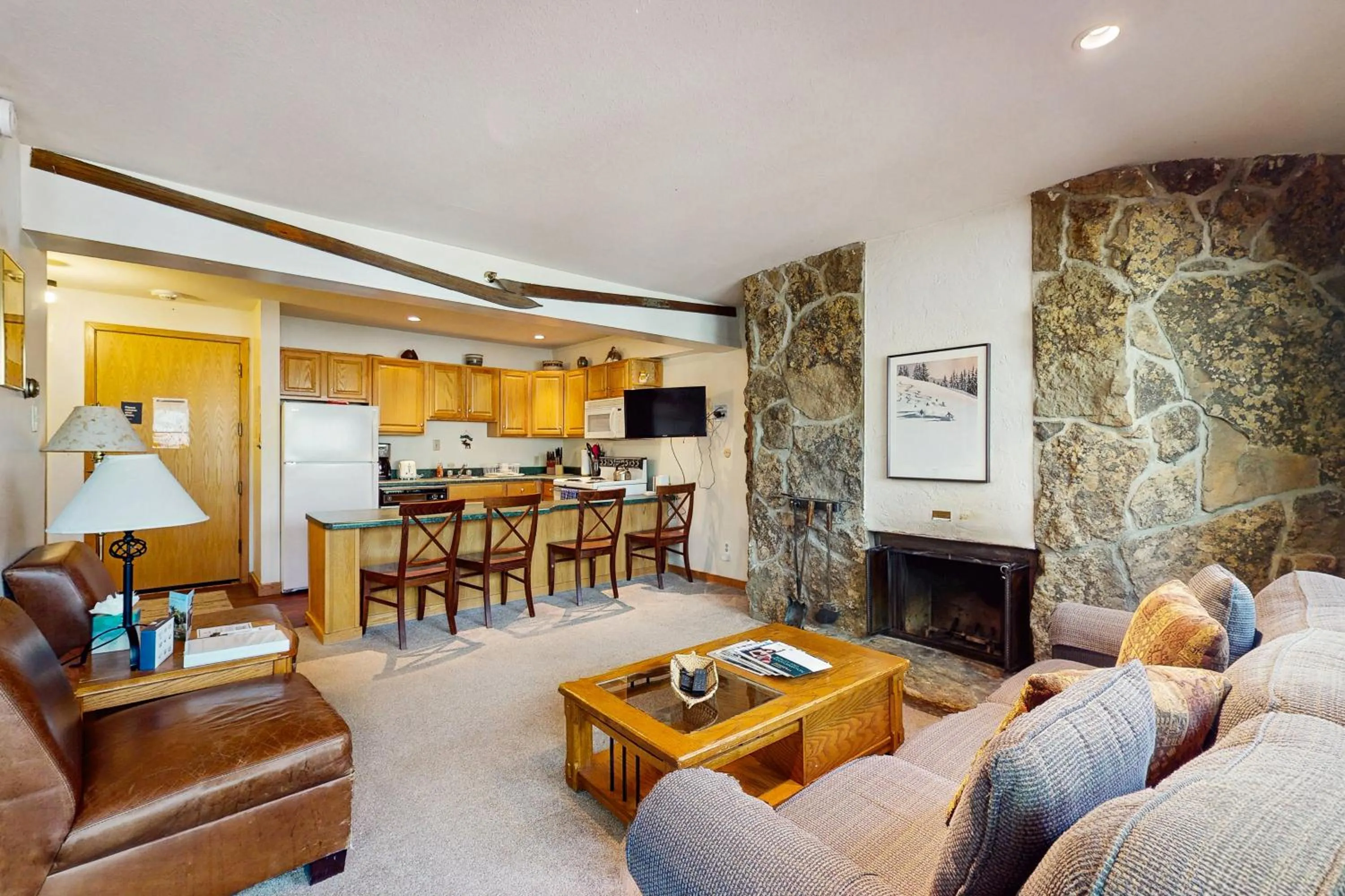 Cozy Slopeside Condo