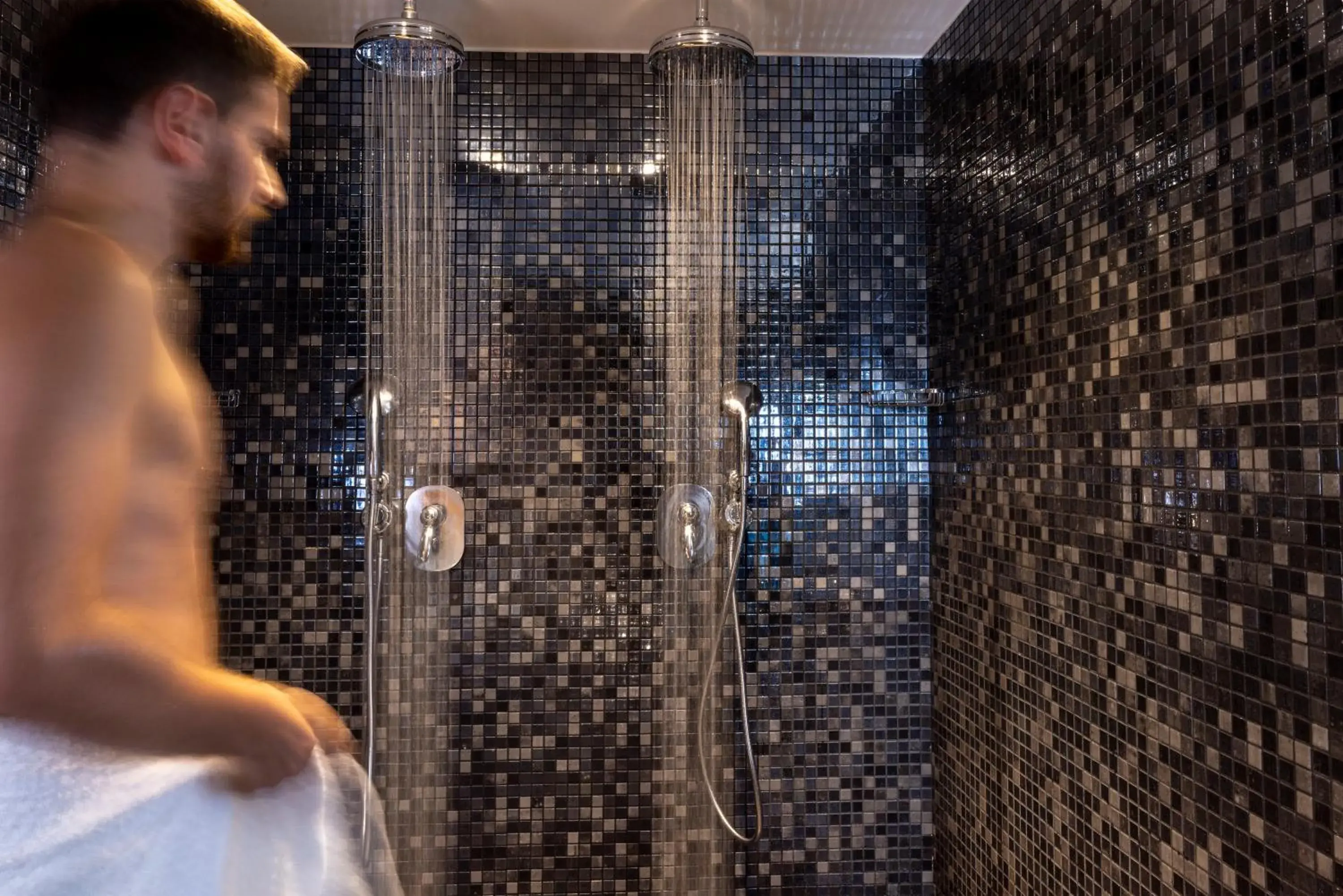 Spa and wellness centre/facilities in Hotel Whistler - Gare du Nord Spa and wellness centre/facilities in Hotel Whistler - Gare du Nord