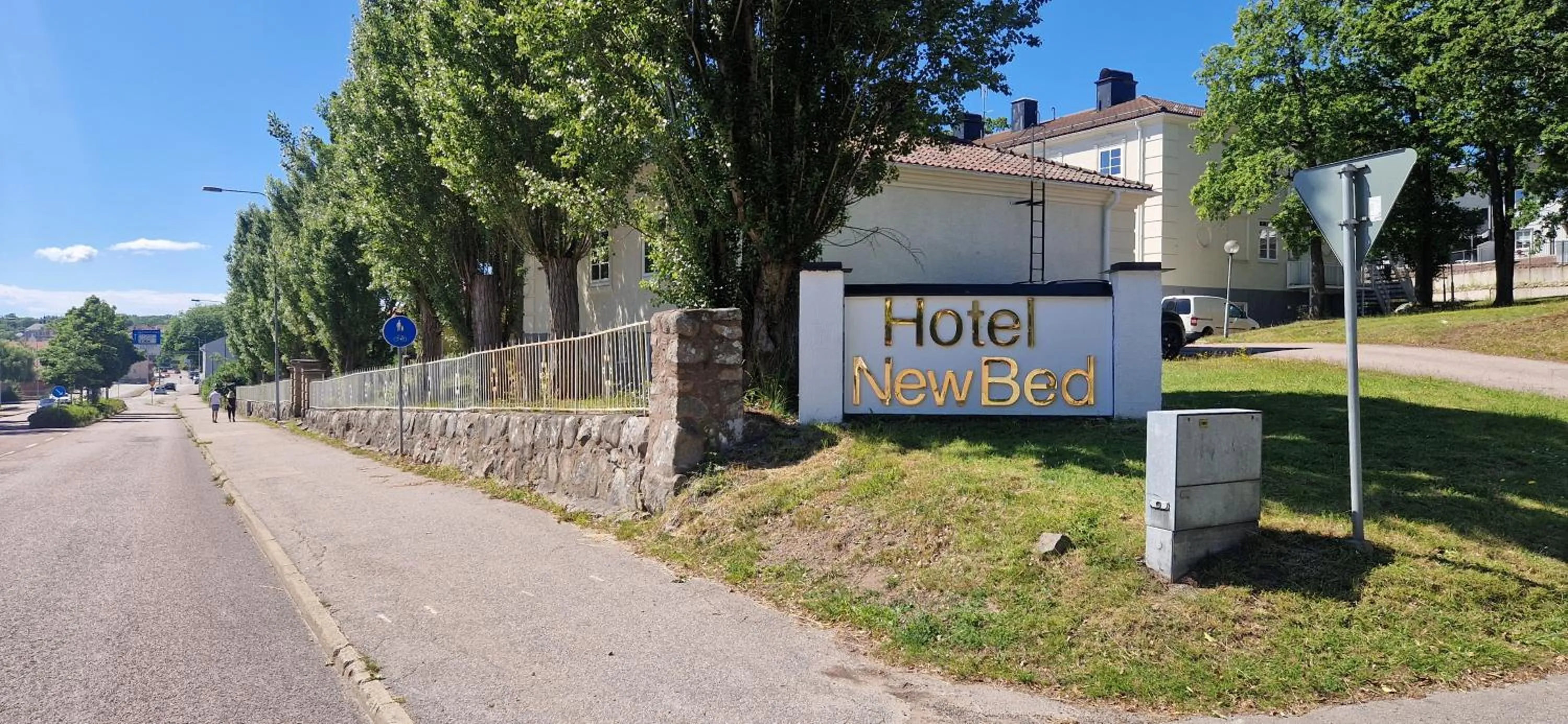 Facade/entrance in Hotel New Bed