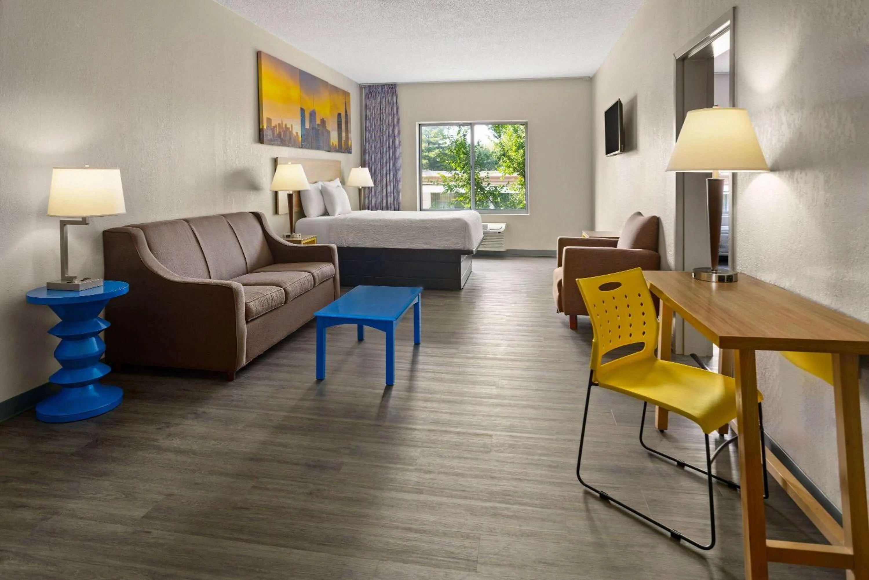 Bath in Days Inn & Suites by Wyndham Albany