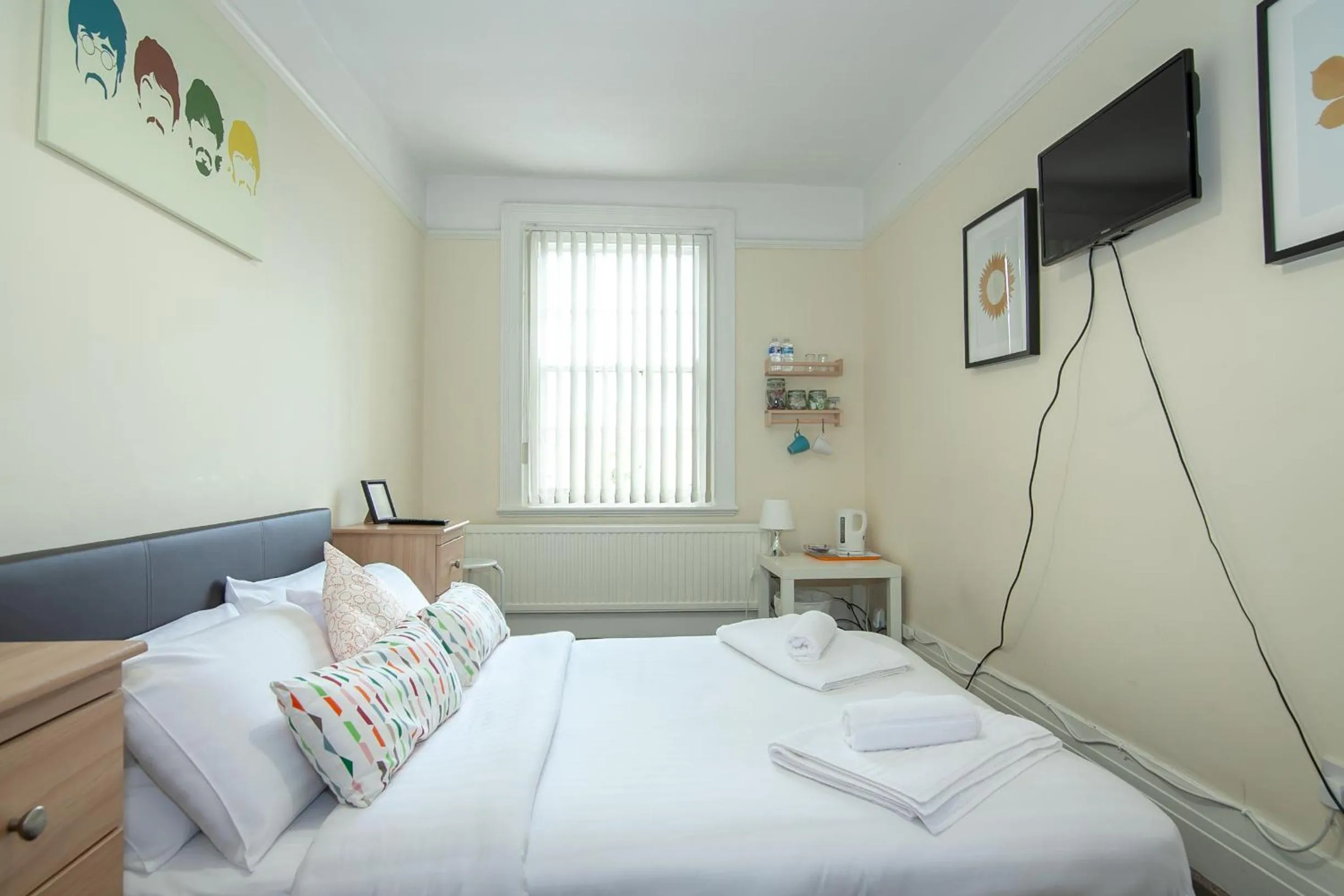 Bed in The Jollys