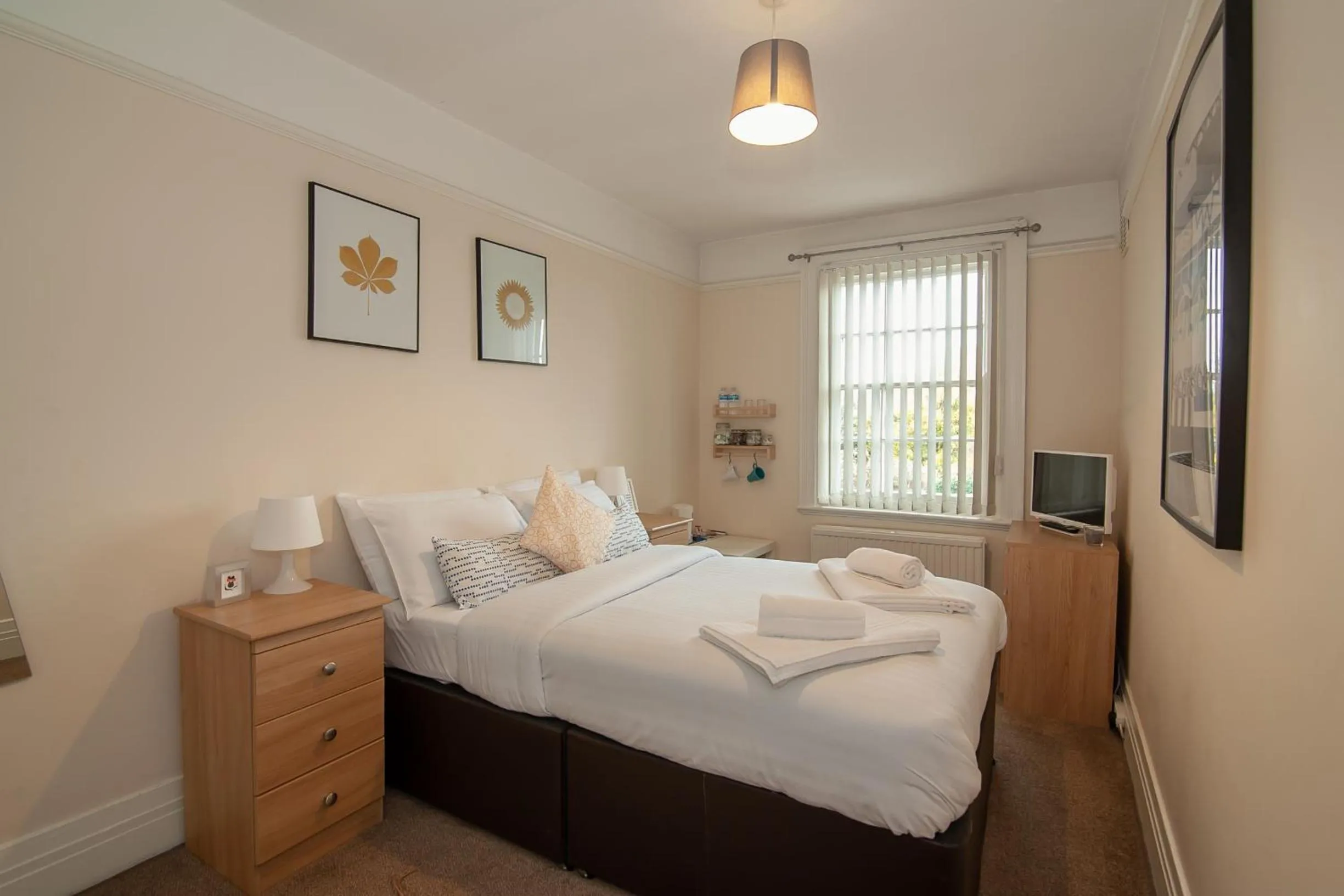 Bed in The Jollys