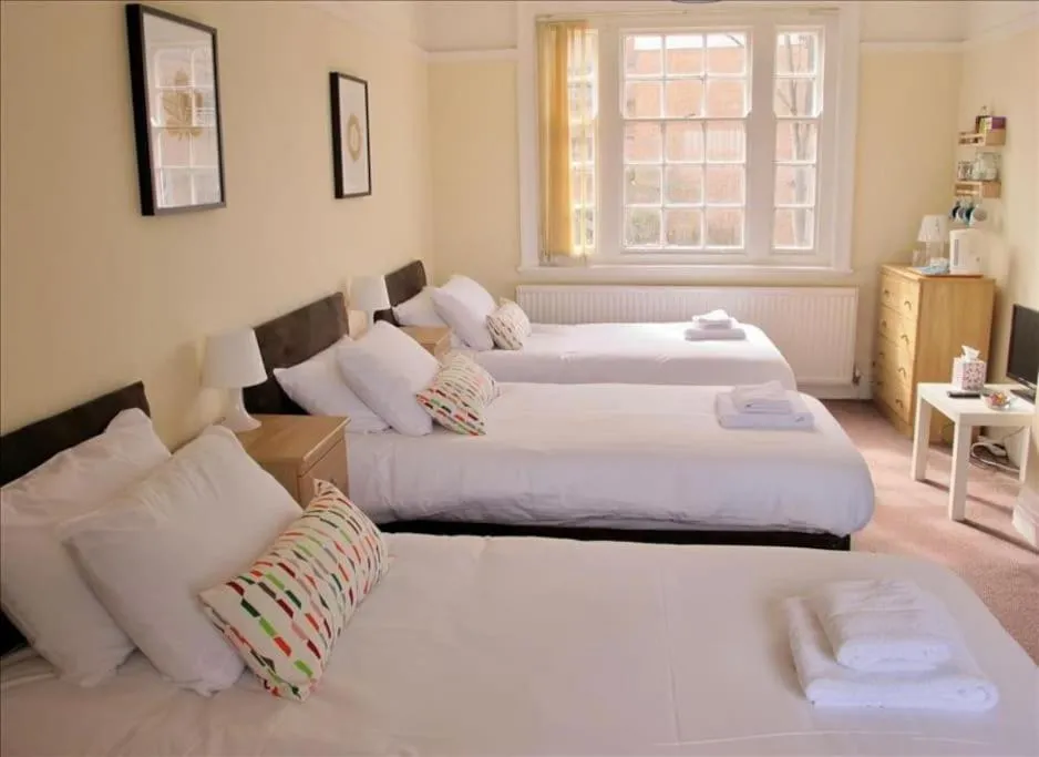Bed in The Jollys