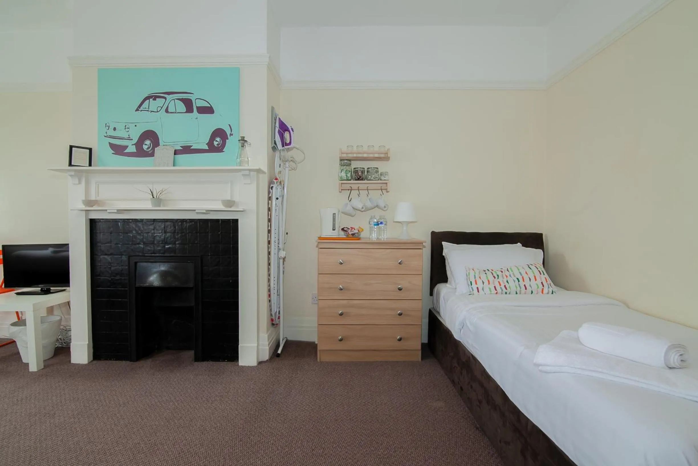 Bed in The Jollys