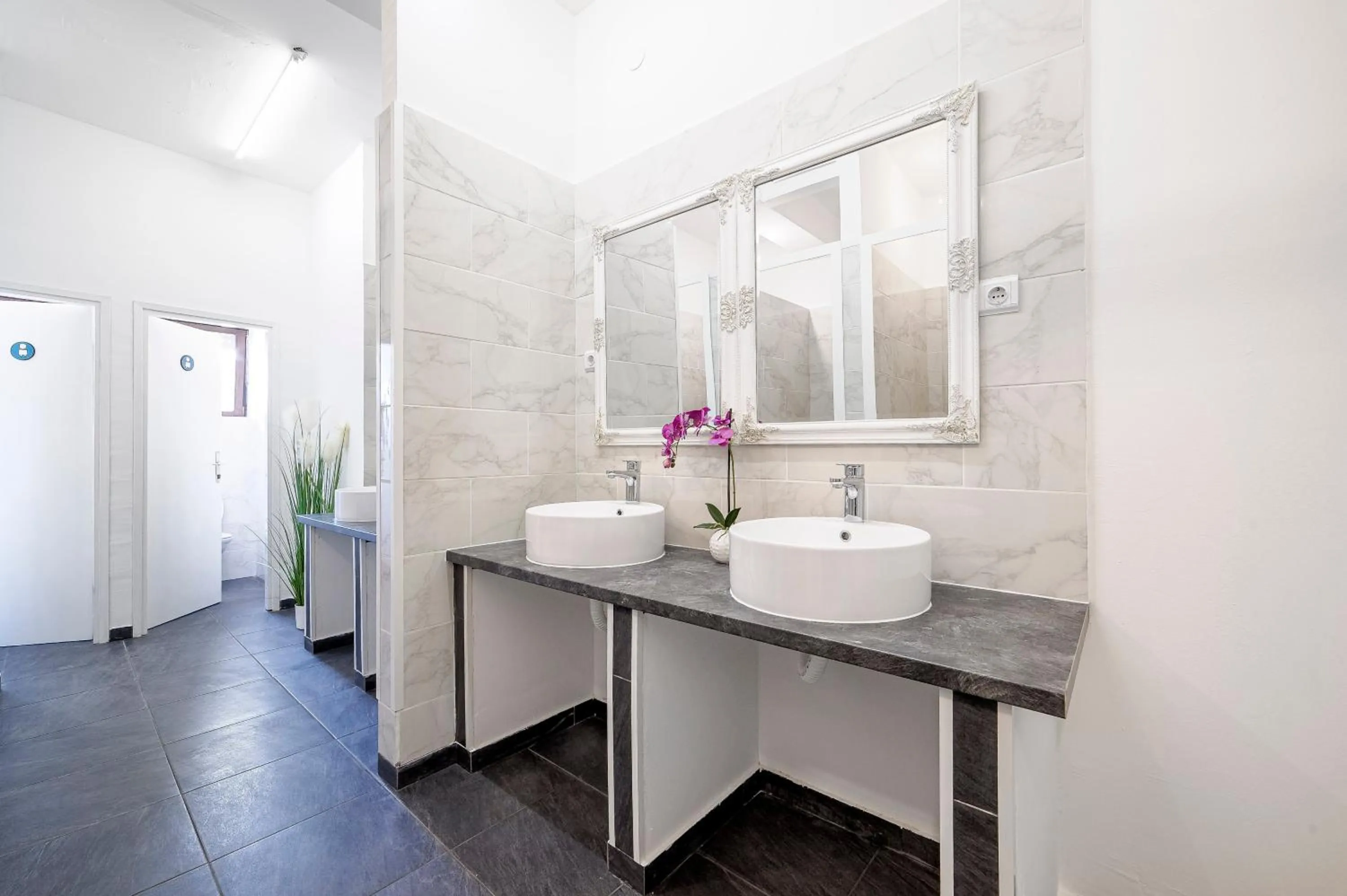 Bathroom in Hostel Globo