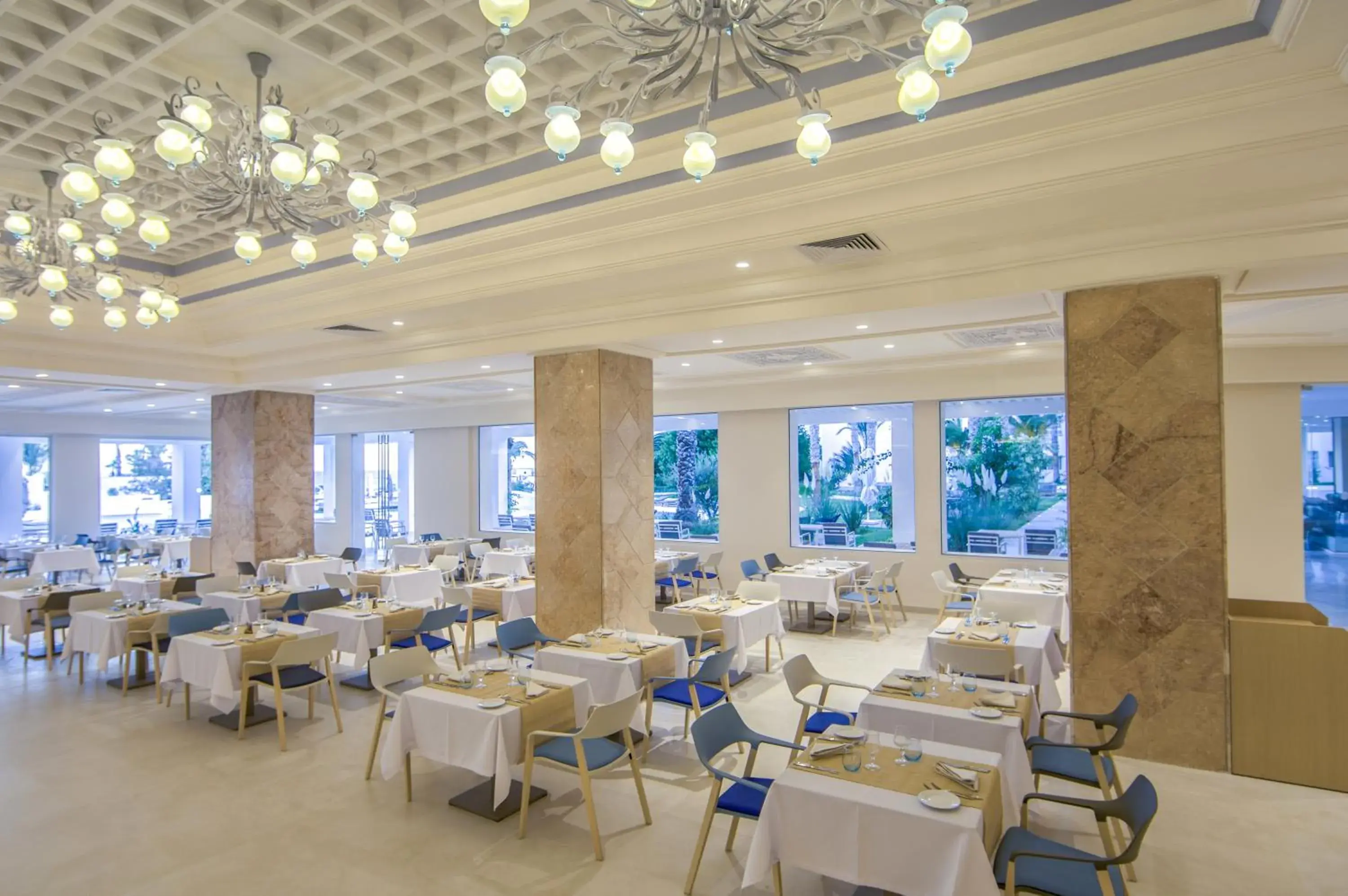 Restaurant/places to eat in Royal Azur Thalassa Restaurant/places to eat in Royal Azur Thalassa