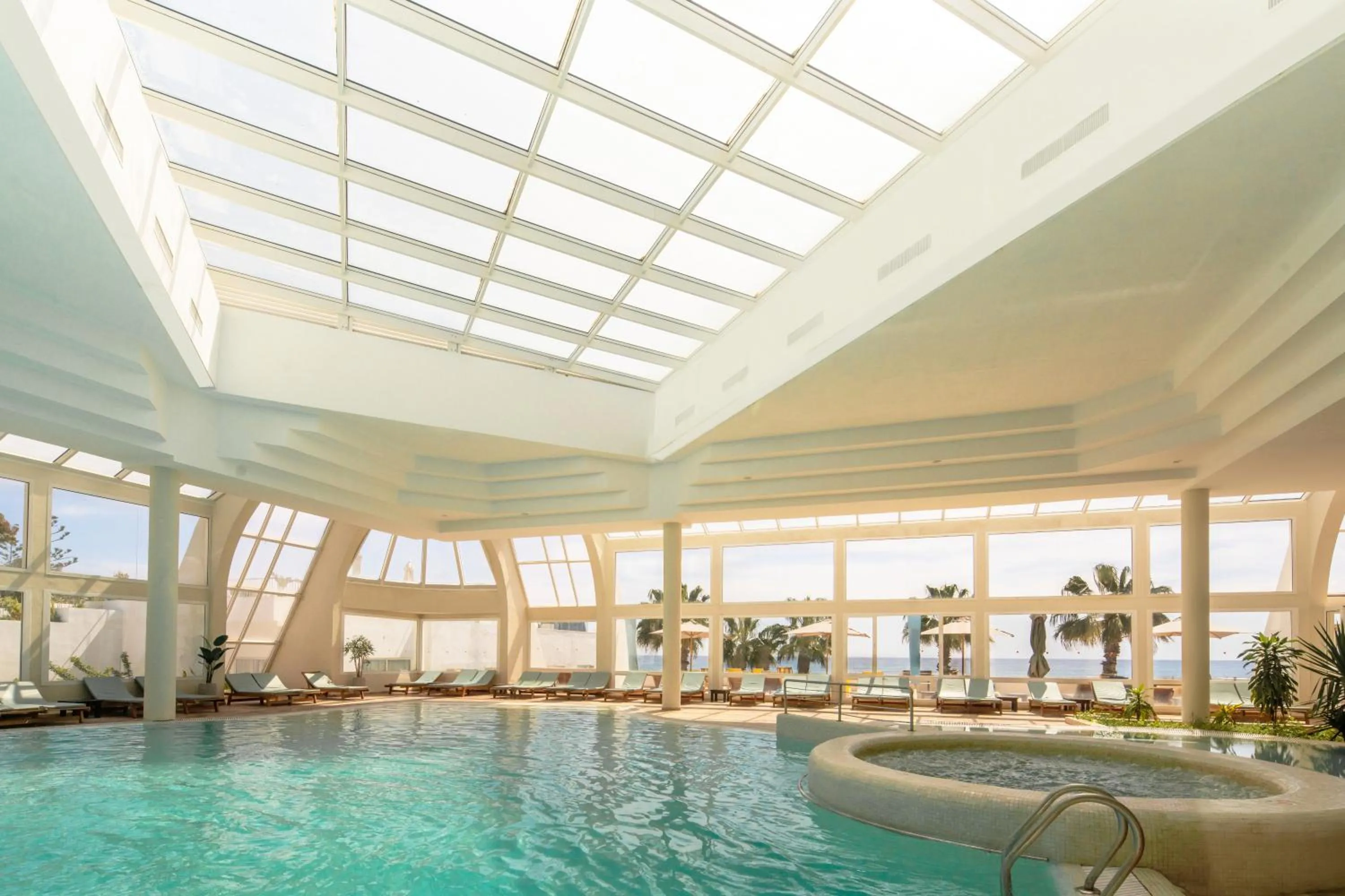 Property building in Royal Azur Thalassa