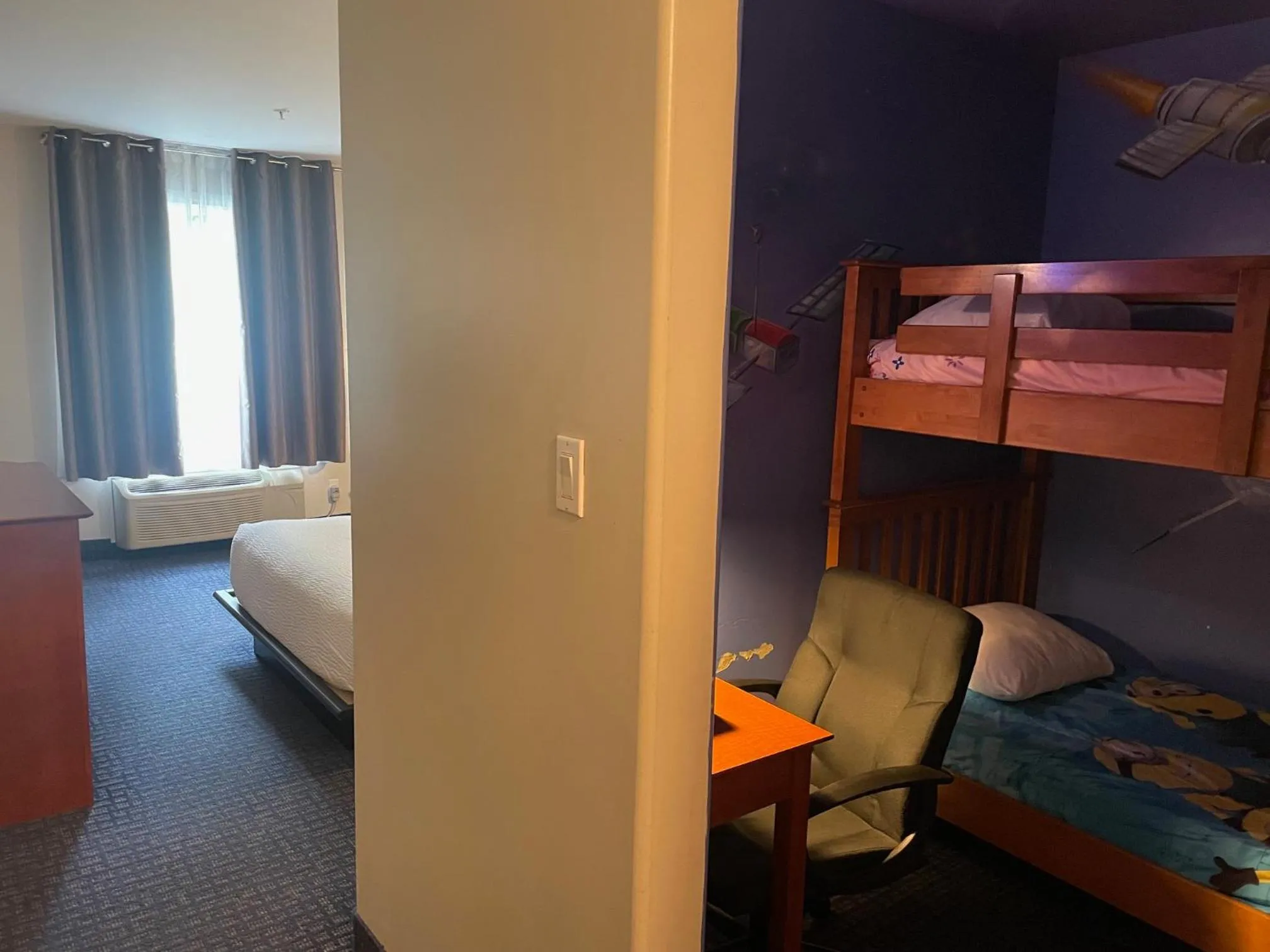 Bed in Super 8 by Wyndham Sainte Agathe Des Monts