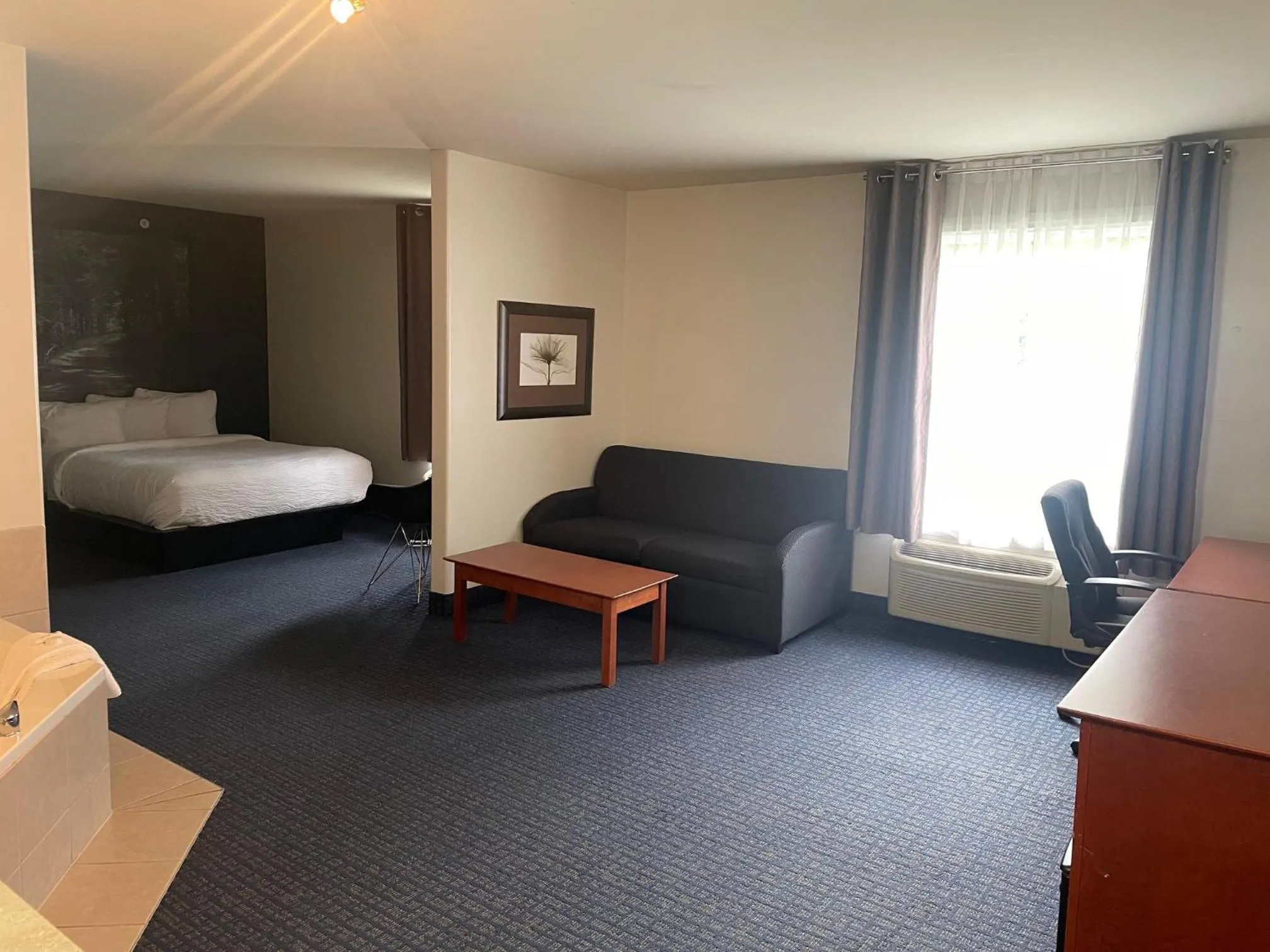 Bed in Super 8 by Wyndham Sainte Agathe Des Monts