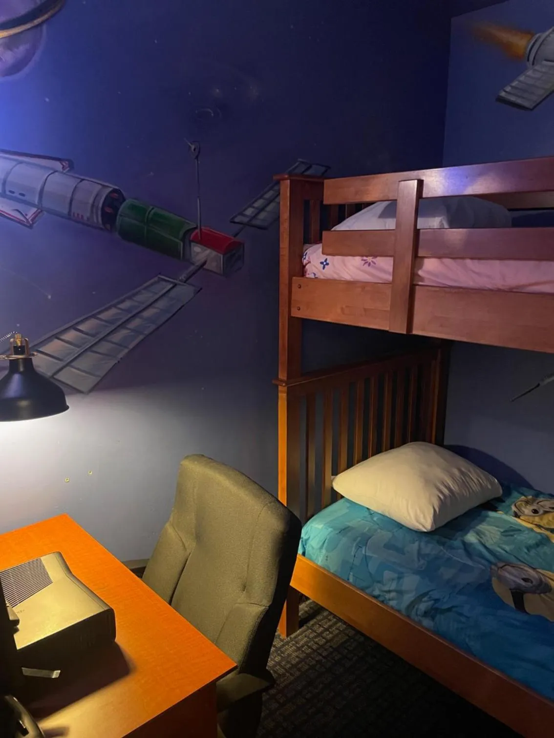 Bed in Super 8 by Wyndham Sainte Agathe Des Monts