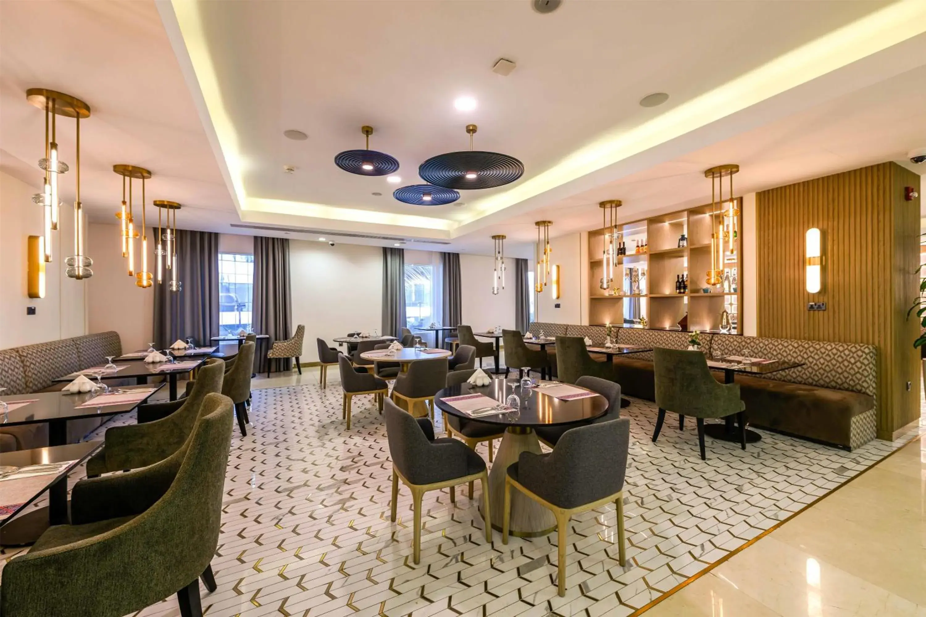Restaurant/places to eat in DoubleTree by Hilton Jeddah - Alandalus Mall Restaurant/places to eat in DoubleTree by Hilton Jeddah - Alandalus Mall