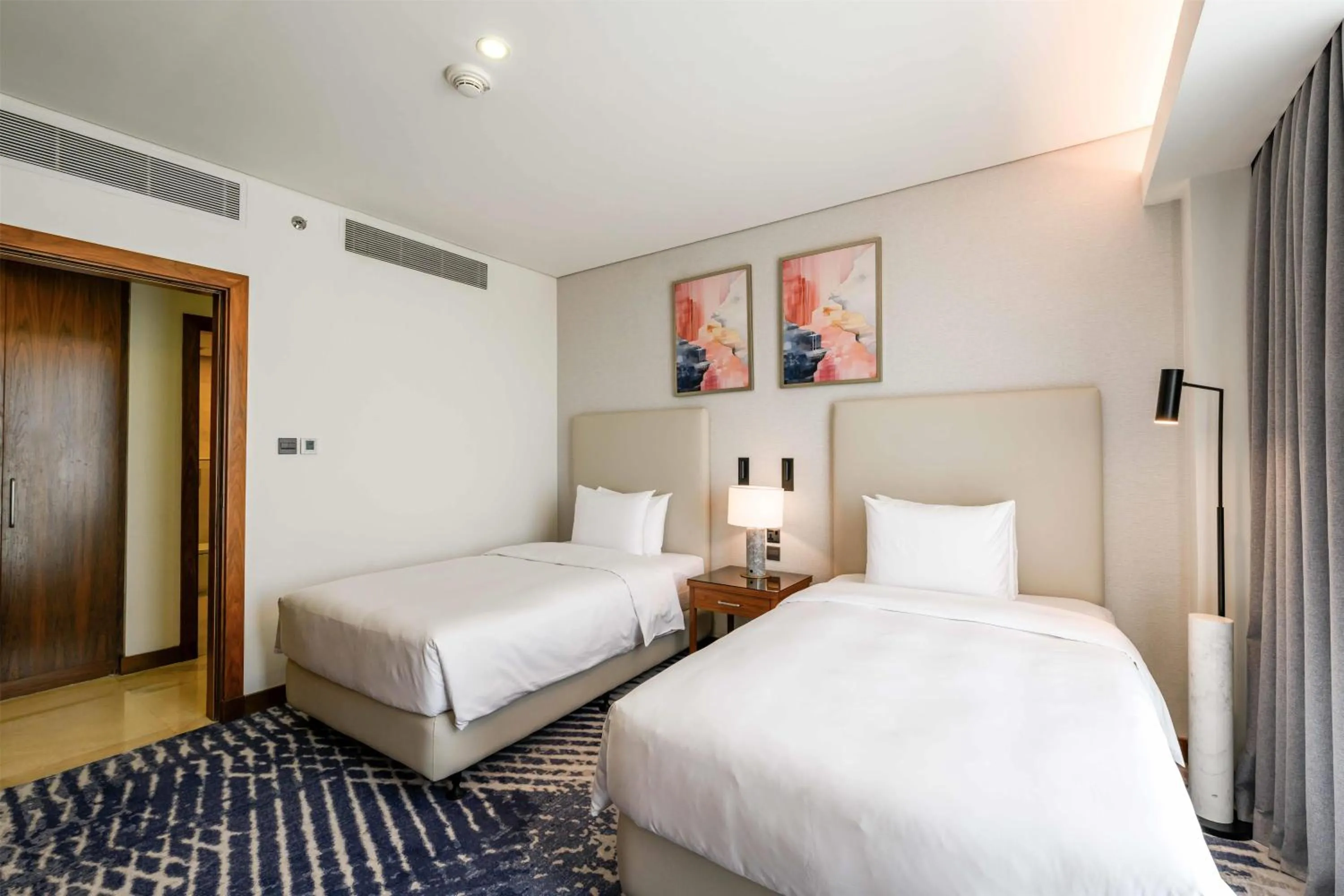 Bed in DoubleTree by Hilton Jeddah - Alandalus Mall