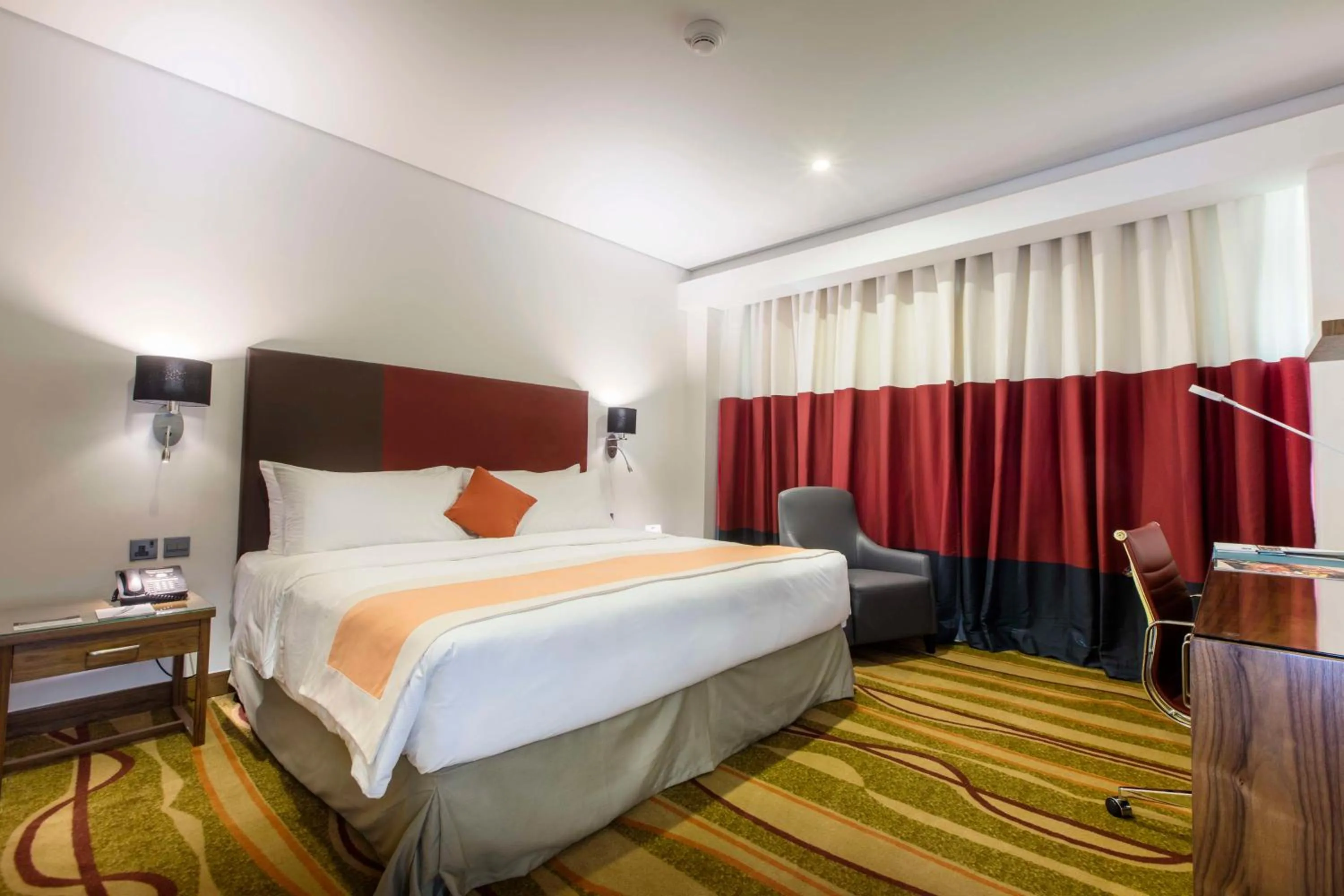 King Studio - Mobility Accessible in Al Andalus Mall Hotel Jeddah